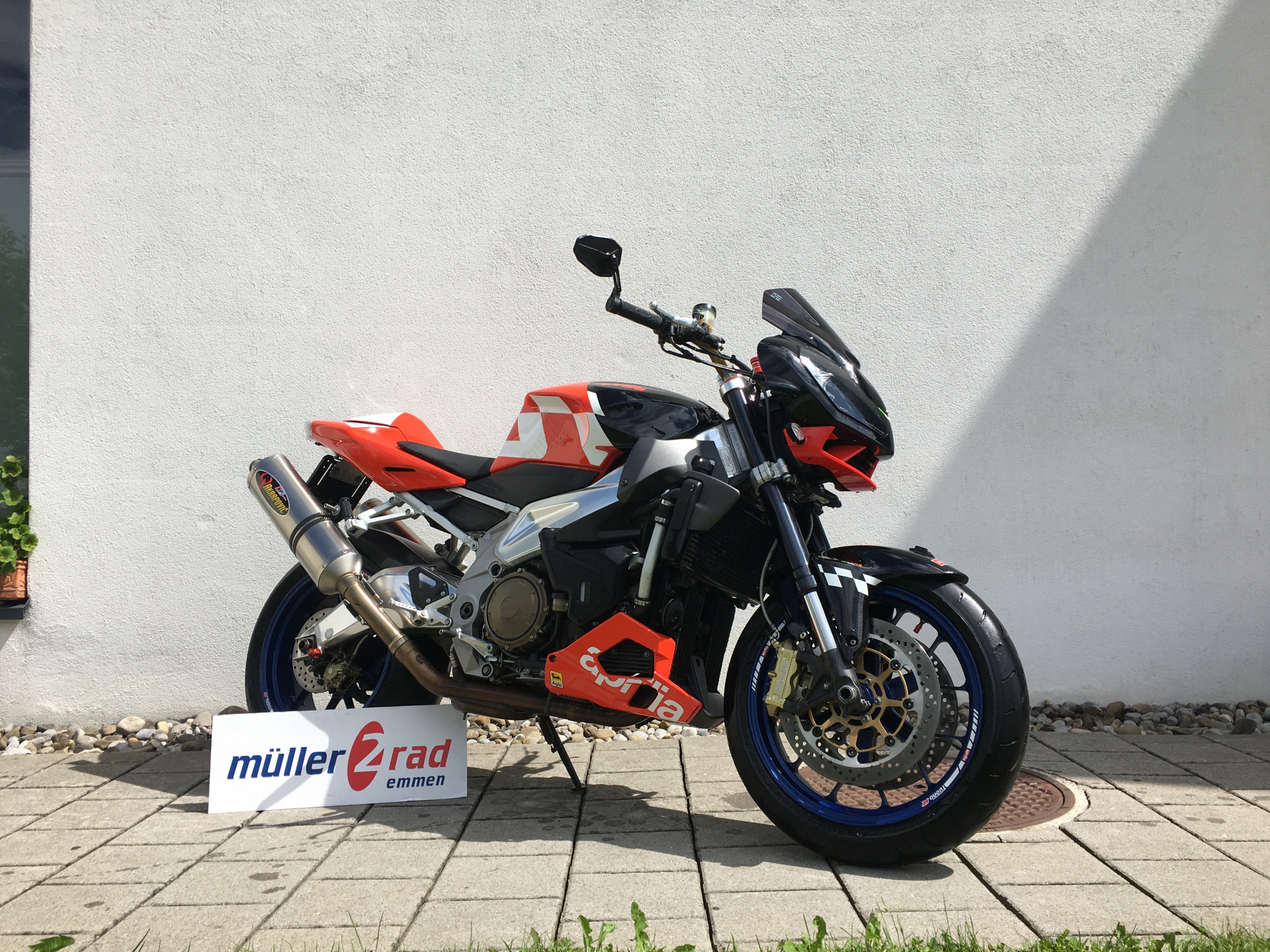APRILIA Tuono 1000 R