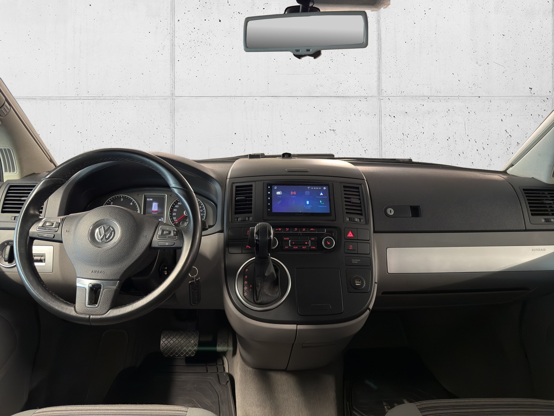VW T5 California 2.0 TDI Comfortline DSG-image-15