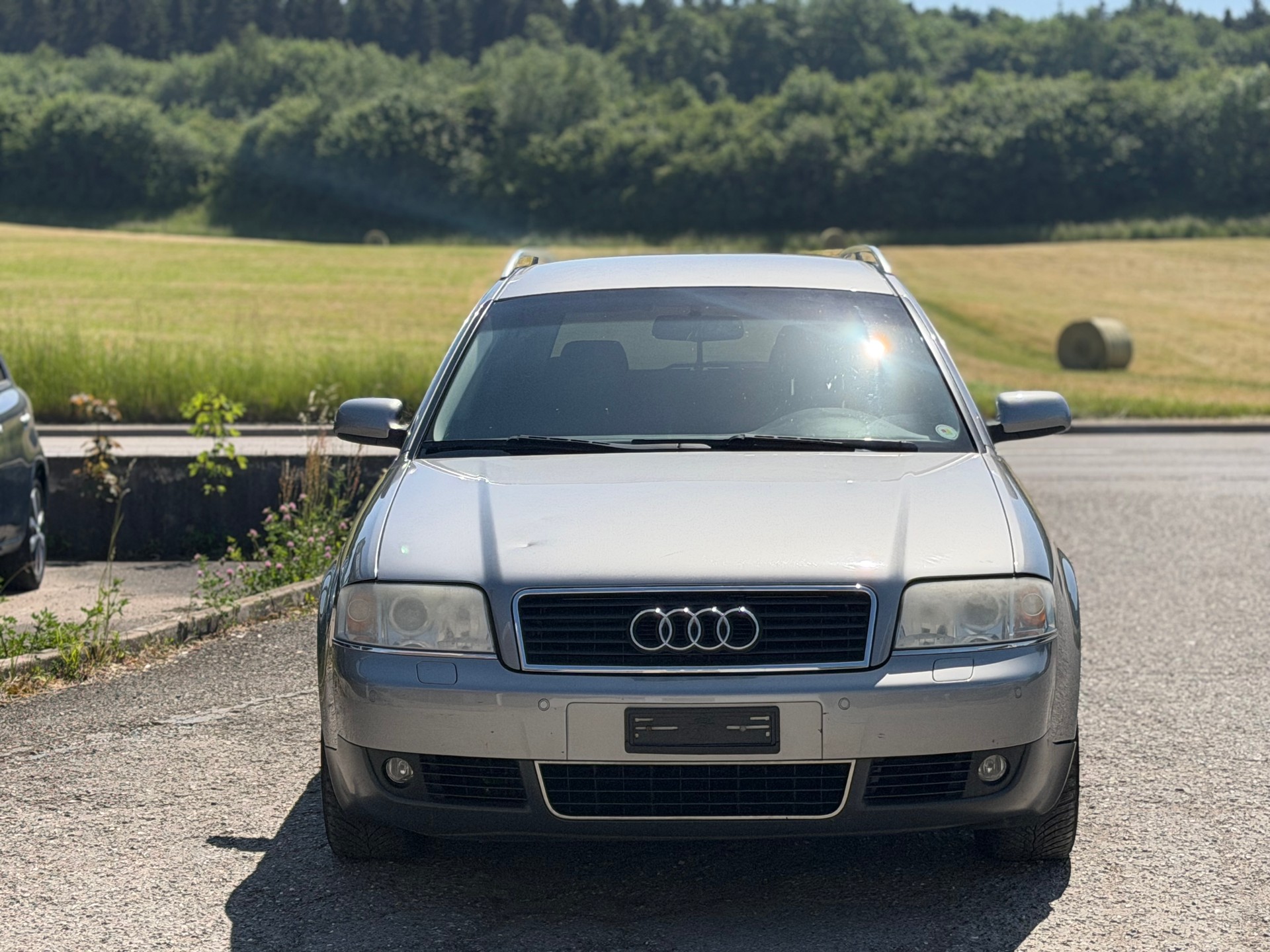 AUDI A6 Avant 2.5 TDI-image-1