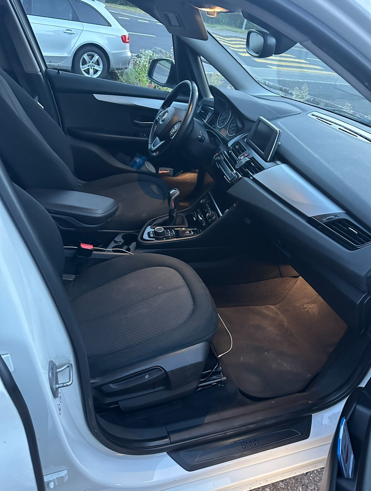 BMW 218d MFK bis 13.01.2027-image-2