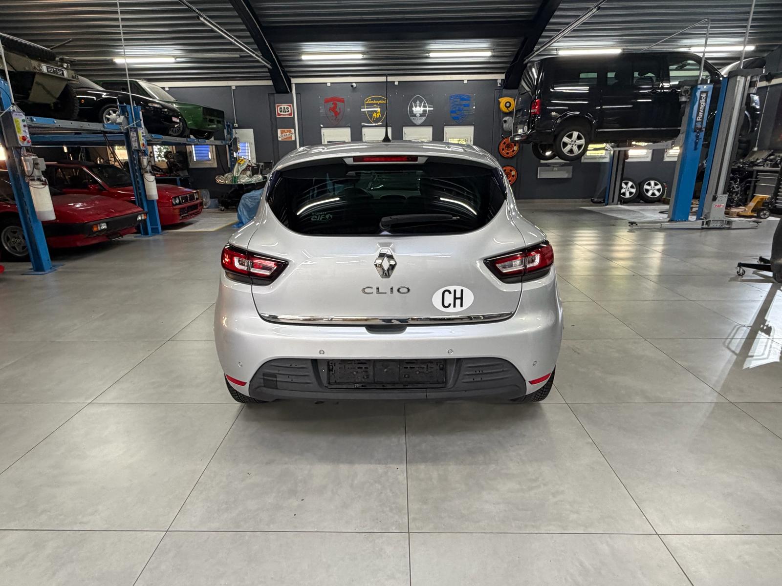 RENAULT Clio Grandtour 1.5 dCi Intens-image-3