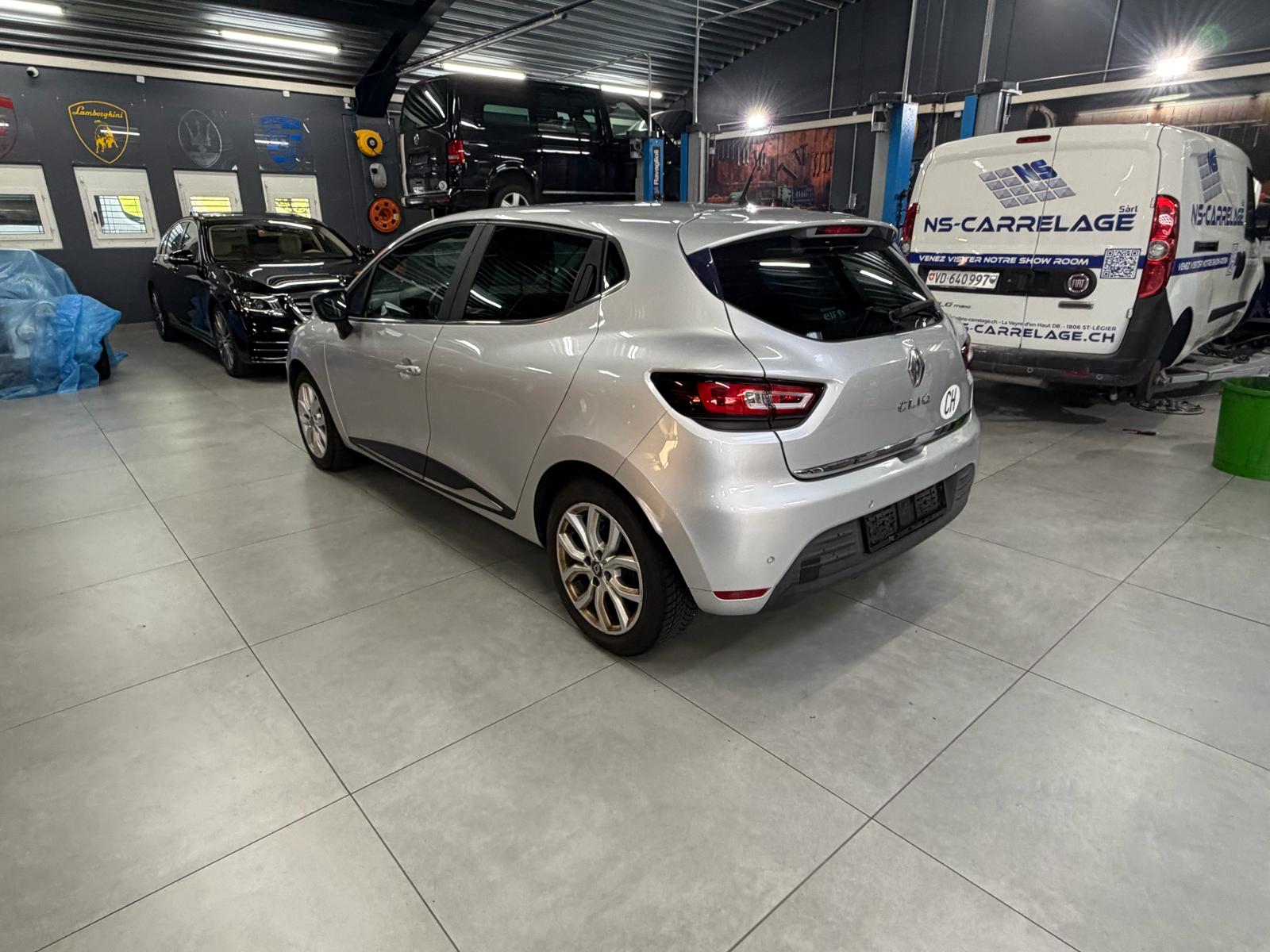 RENAULT Clio Grandtour 1.5 dCi Intens-image-4