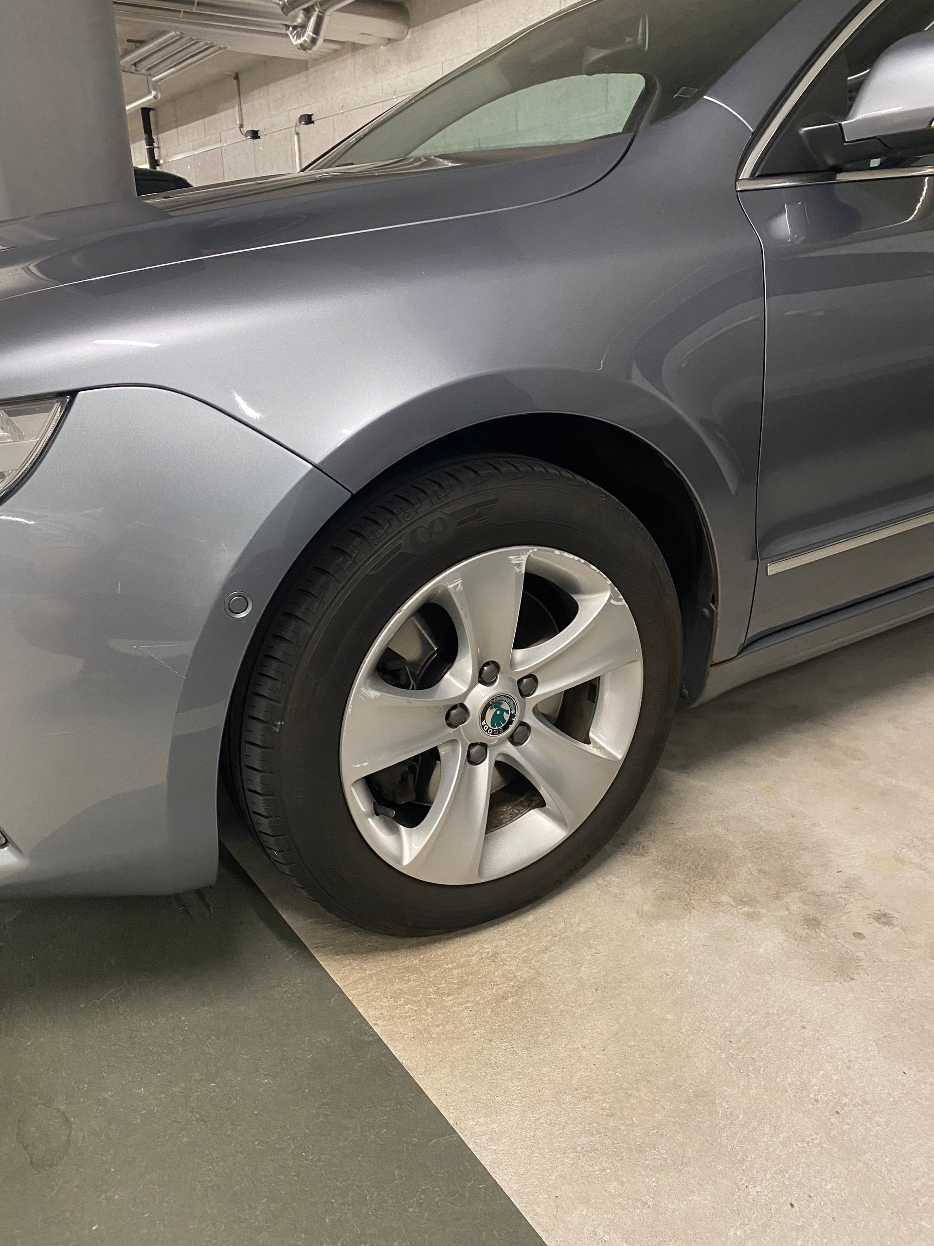 SKODA 2.0 TDI 170 Ambition DSG-image-8