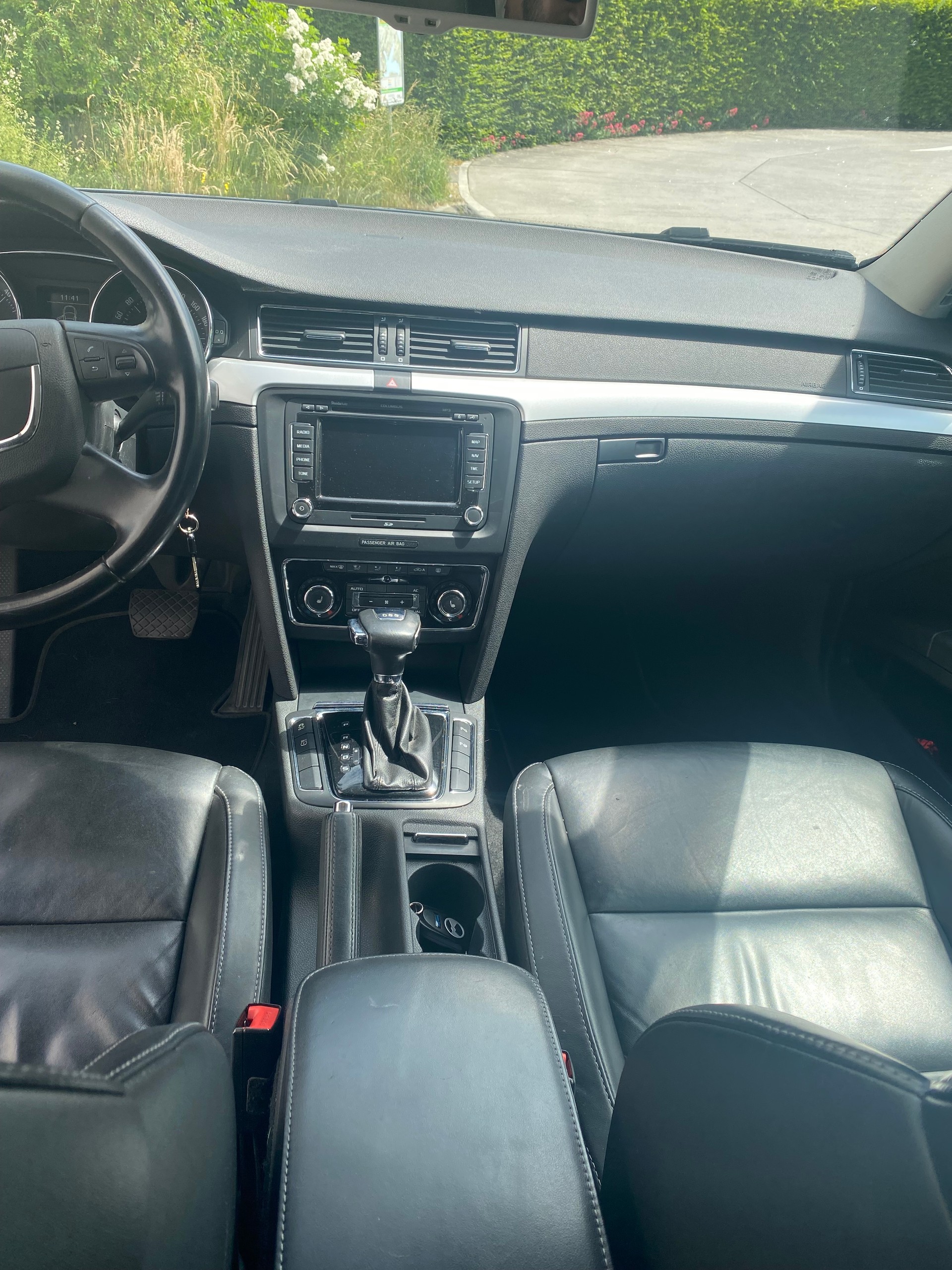 SKODA 2.0 TDI 170 Ambition DSG-image-4