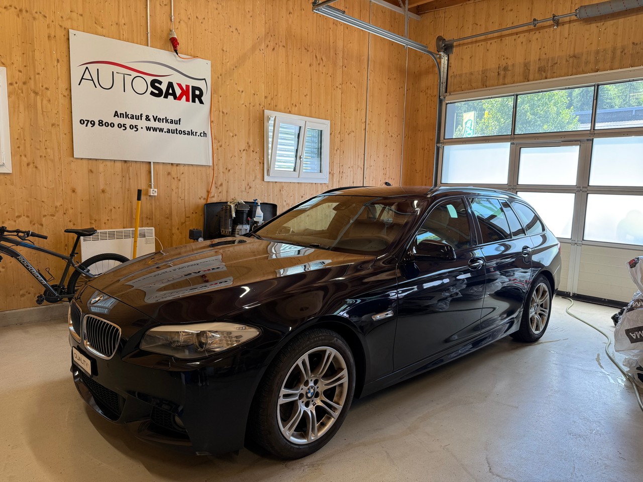 BMW 535i Touring Steptronic-image-0