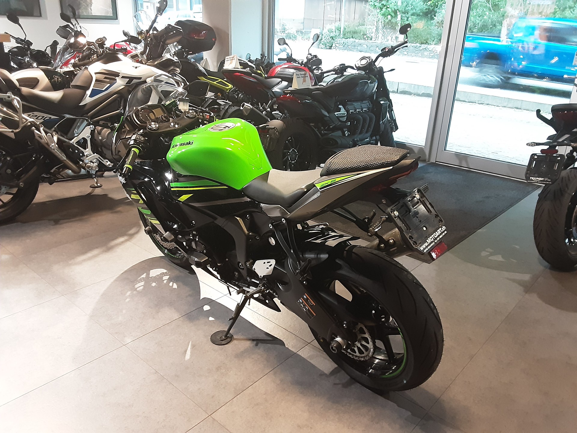 KAWASAKI Ninja ZX-6R KRT Edition-image-4