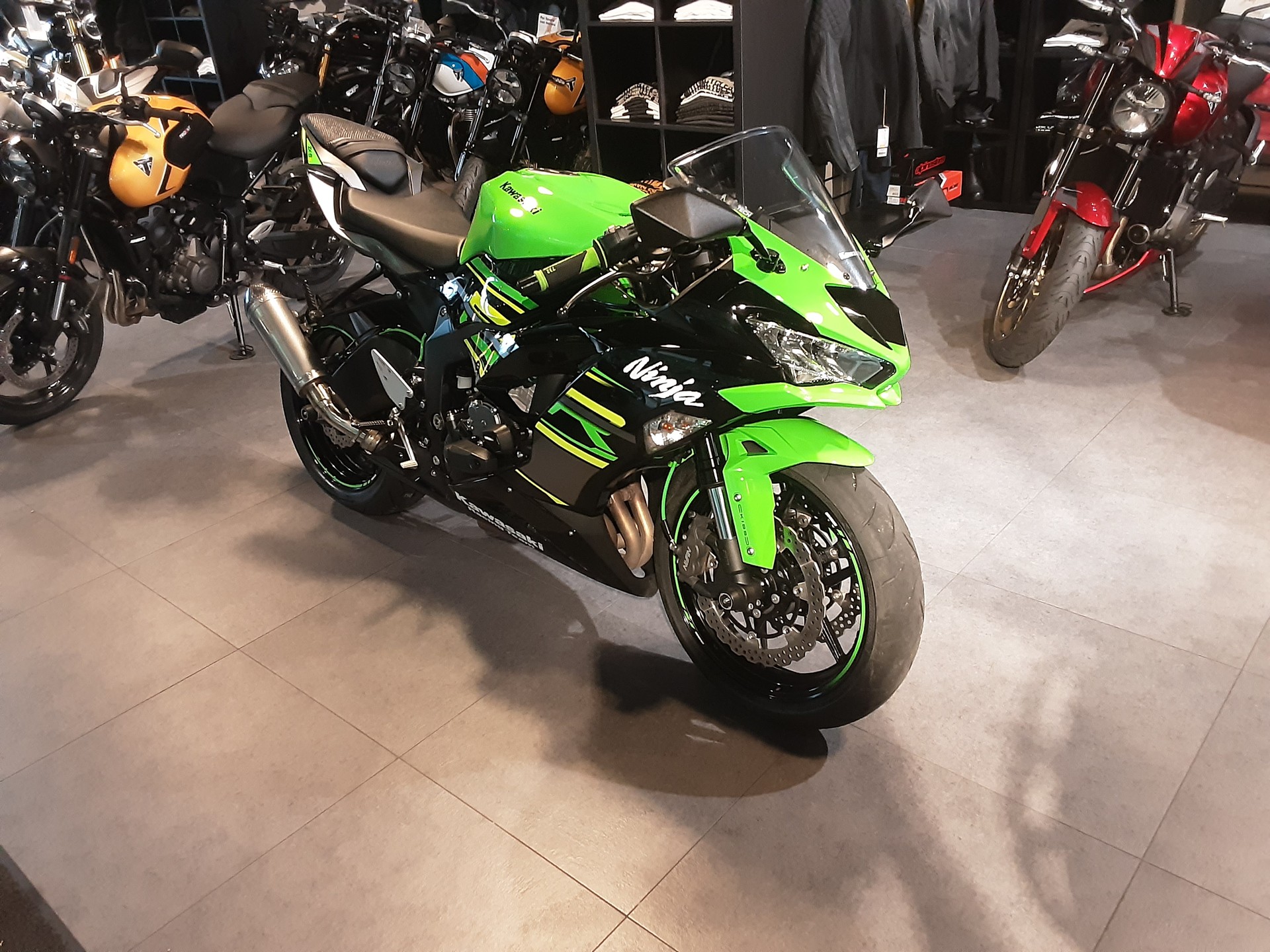 KAWASAKI Ninja ZX-6R KRT Edition-image-2