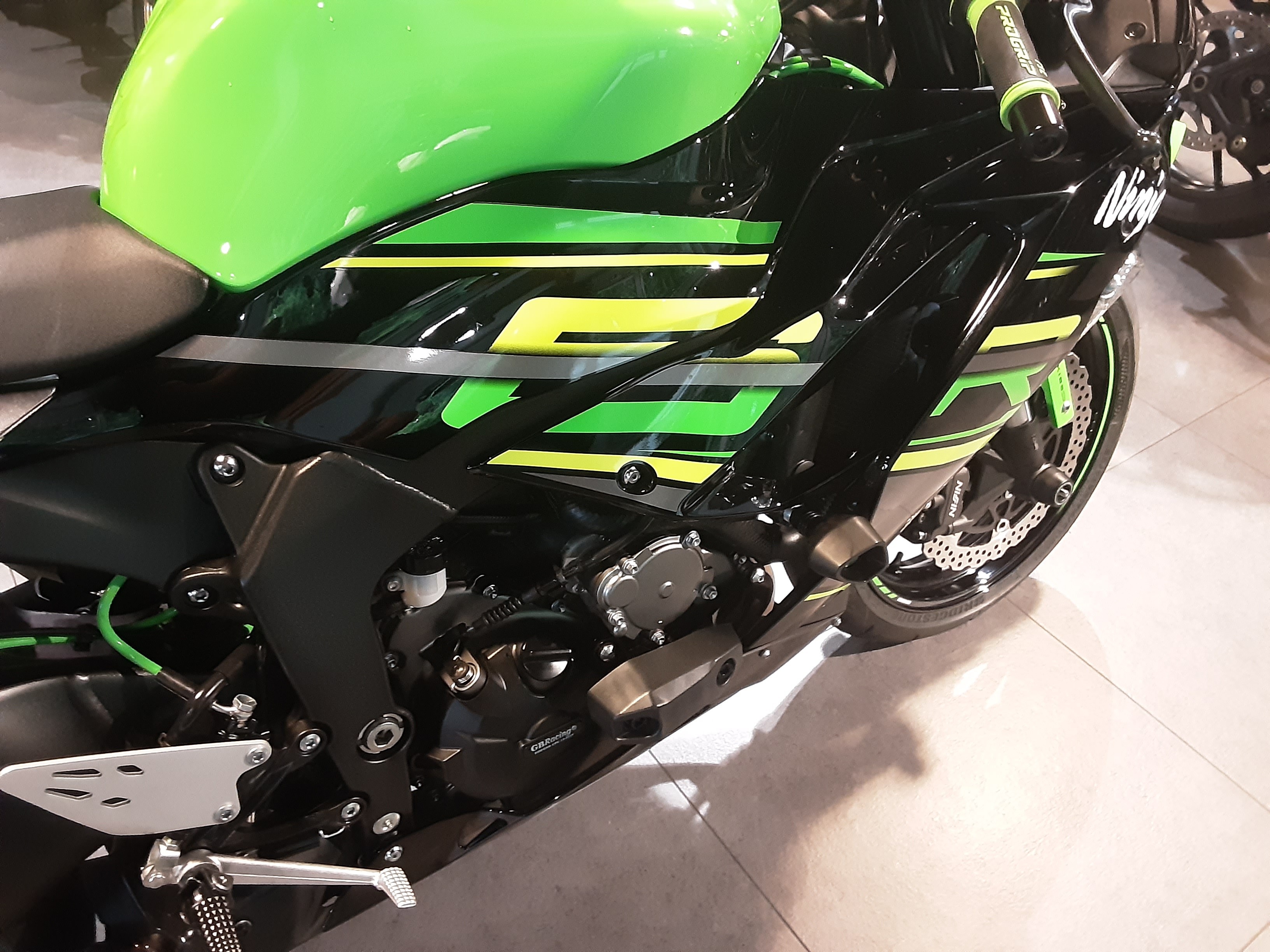 KAWASAKI Ninja ZX-6R KRT Edition Kaufen