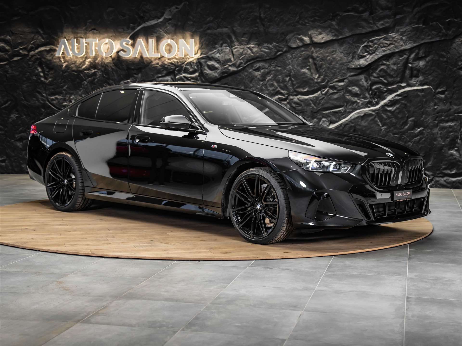 BMW 520i M Sport Steptronic *Werksgarantie* 21" Felgen* Head Up Display*Sitzbelüftung*360° Kamera*-image-5