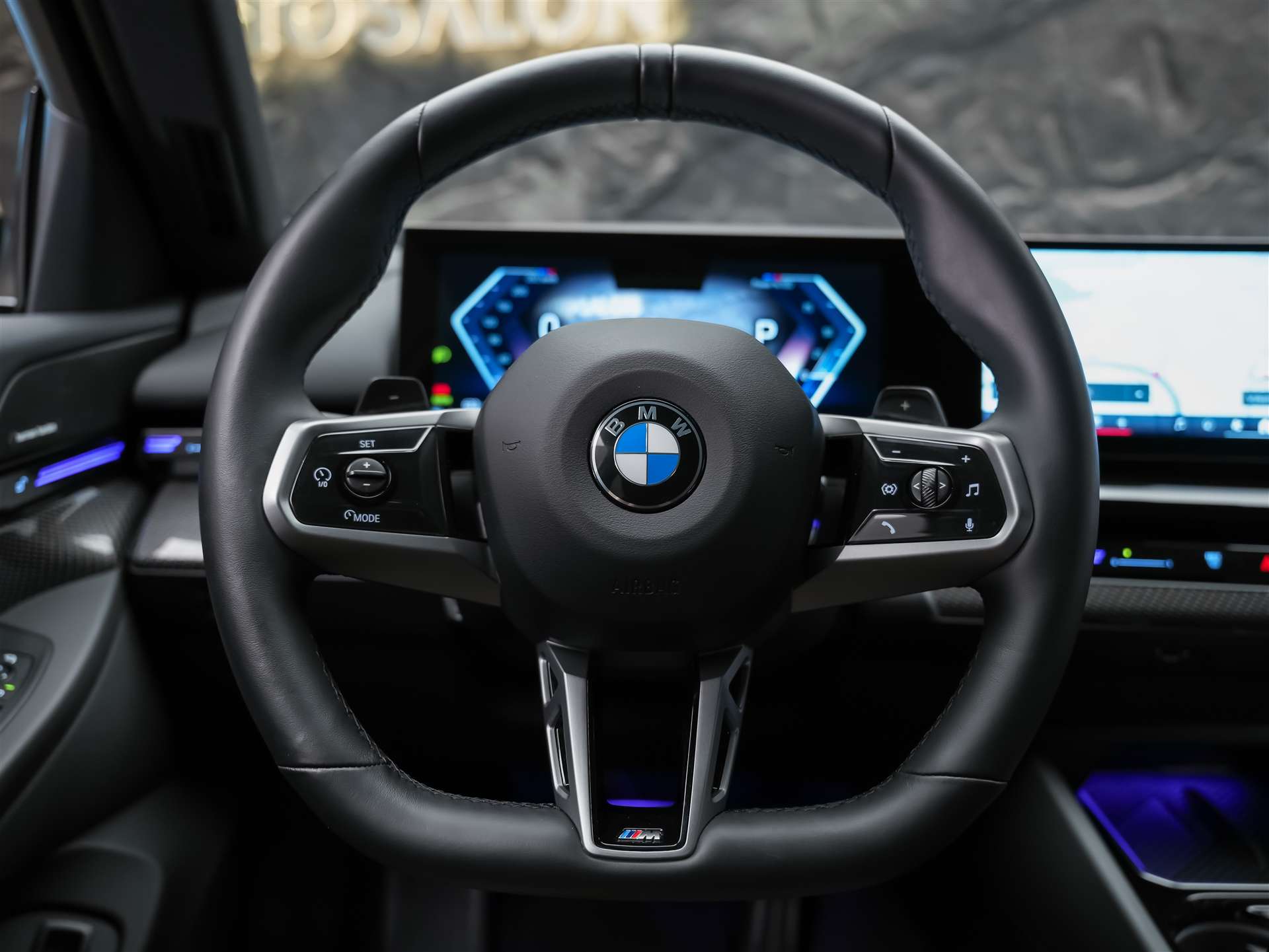 BMW 520i M Sport Steptronic *Werksgarantie* 21" Felgen* Head Up Display*Sitzbelüftung*360° Kamera*-image-29