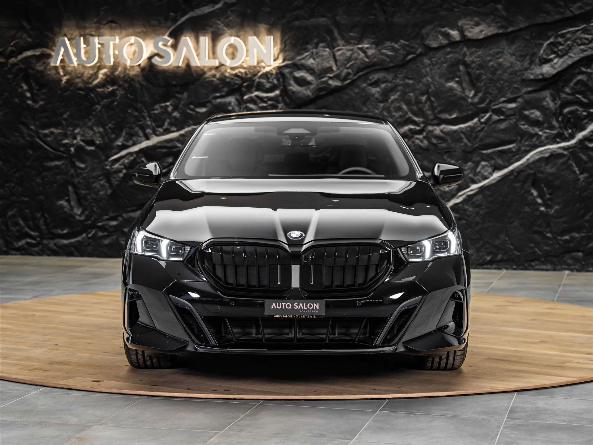 BMW 520i M Sport Steptronic *Werksgarantie* 21" Felgen* Head Up Display*Sitzbelüftung*360° Kamera*-image-6