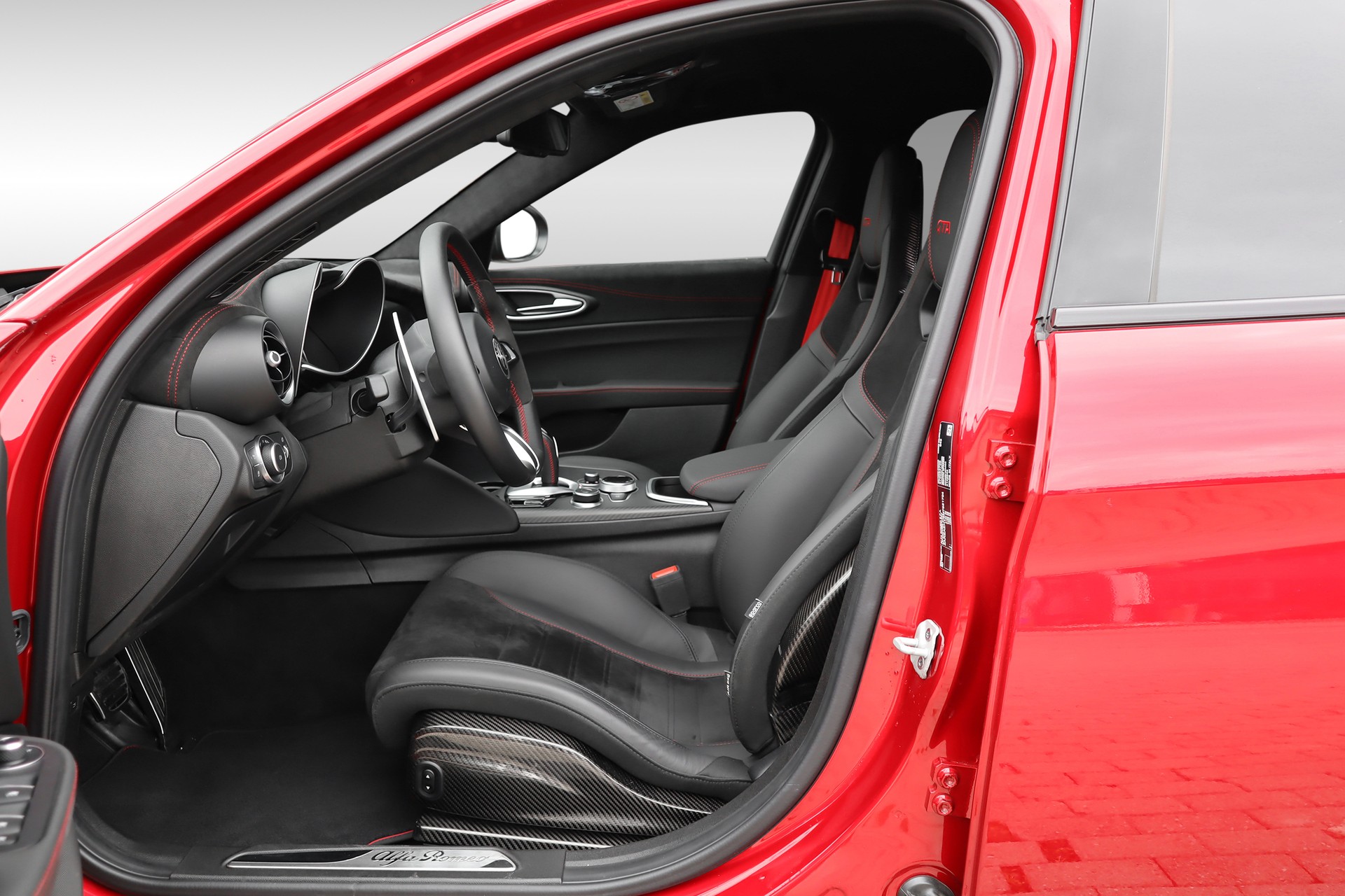 ALFA ROMEO Giulia GTA-image-9