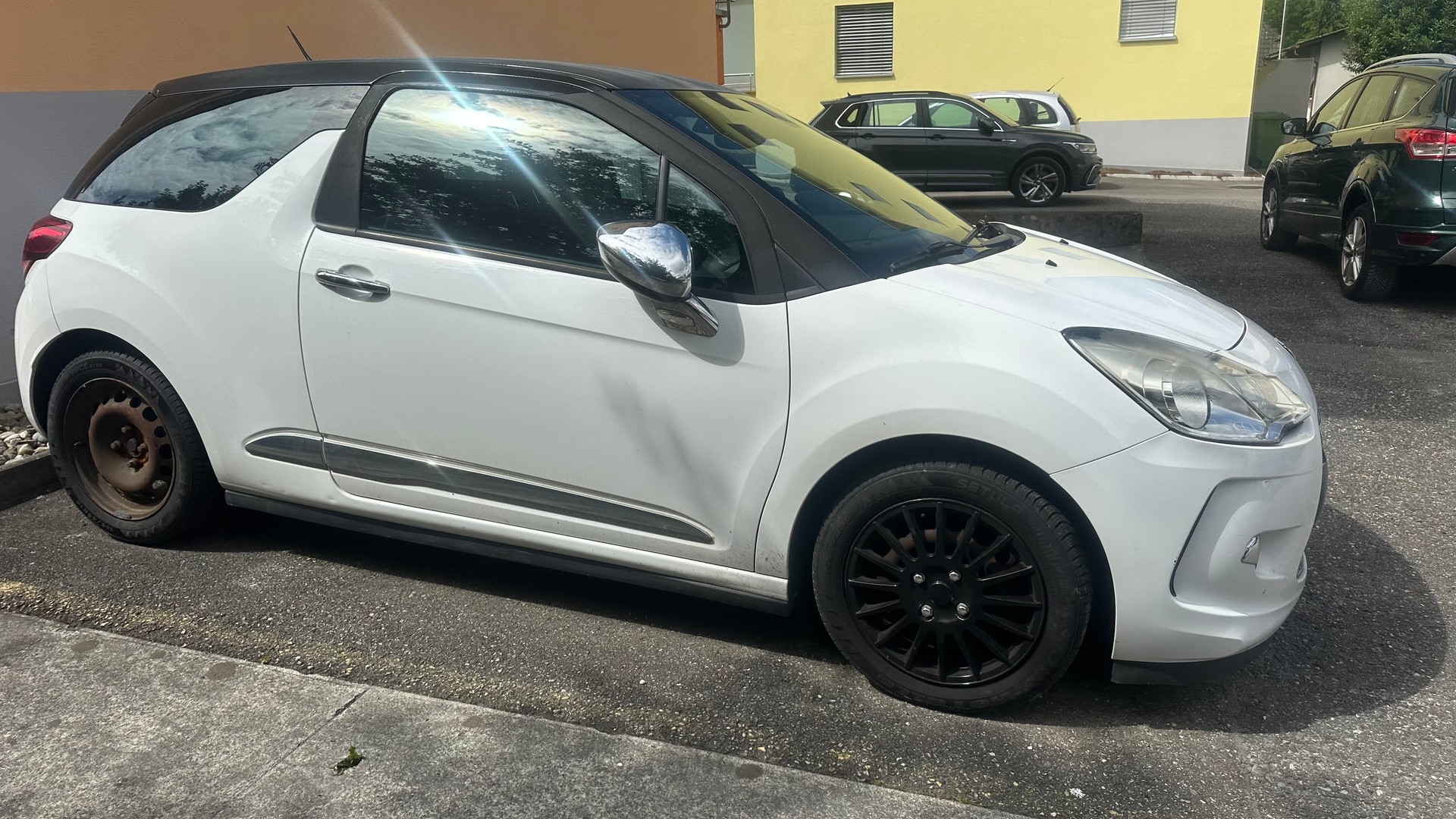 DS AUTOMOBILES DS3 1.2 VTi SO Chic-image-6