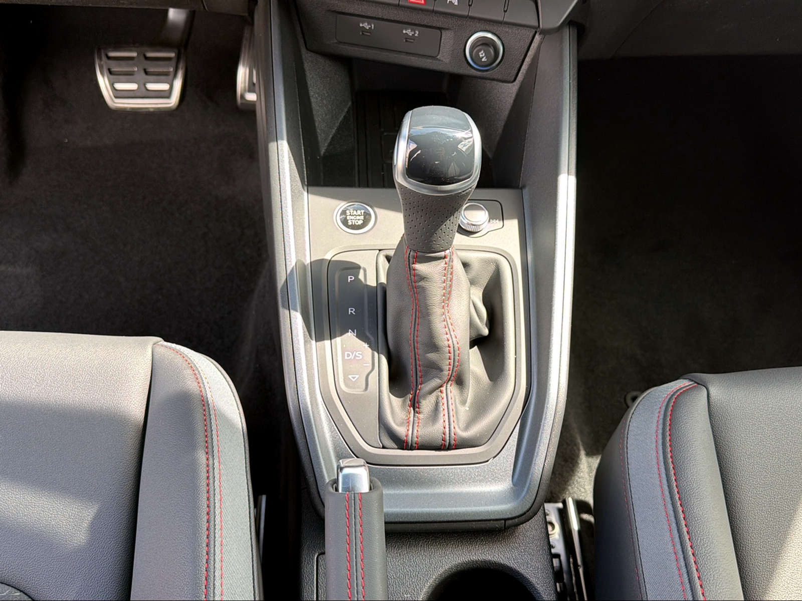 AUDI A1 Sportback 30 TFSI Attraction S-tronic-image-11