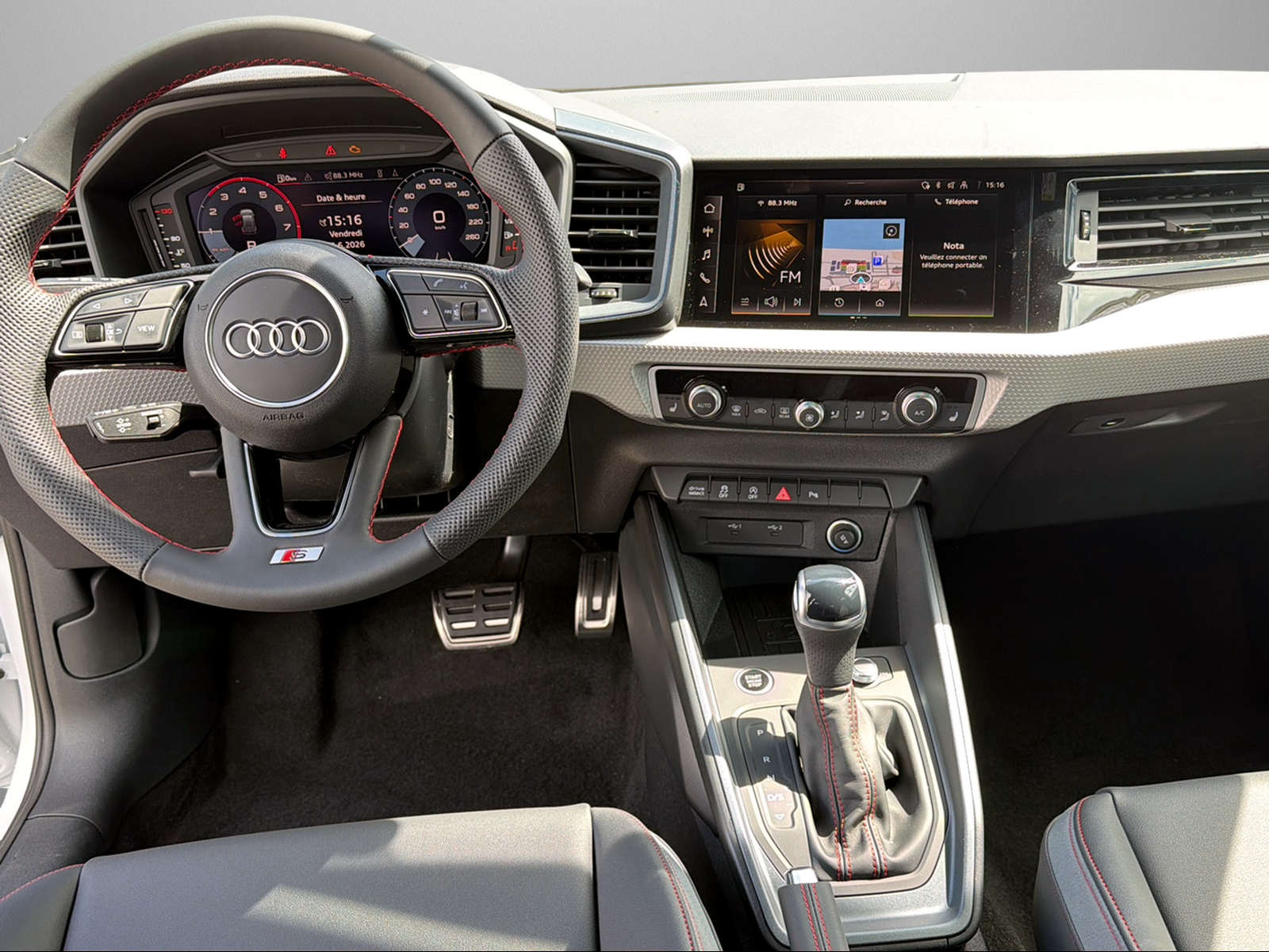 AUDI A1 Sportback 30 TFSI Attraction S-tronic-image-9