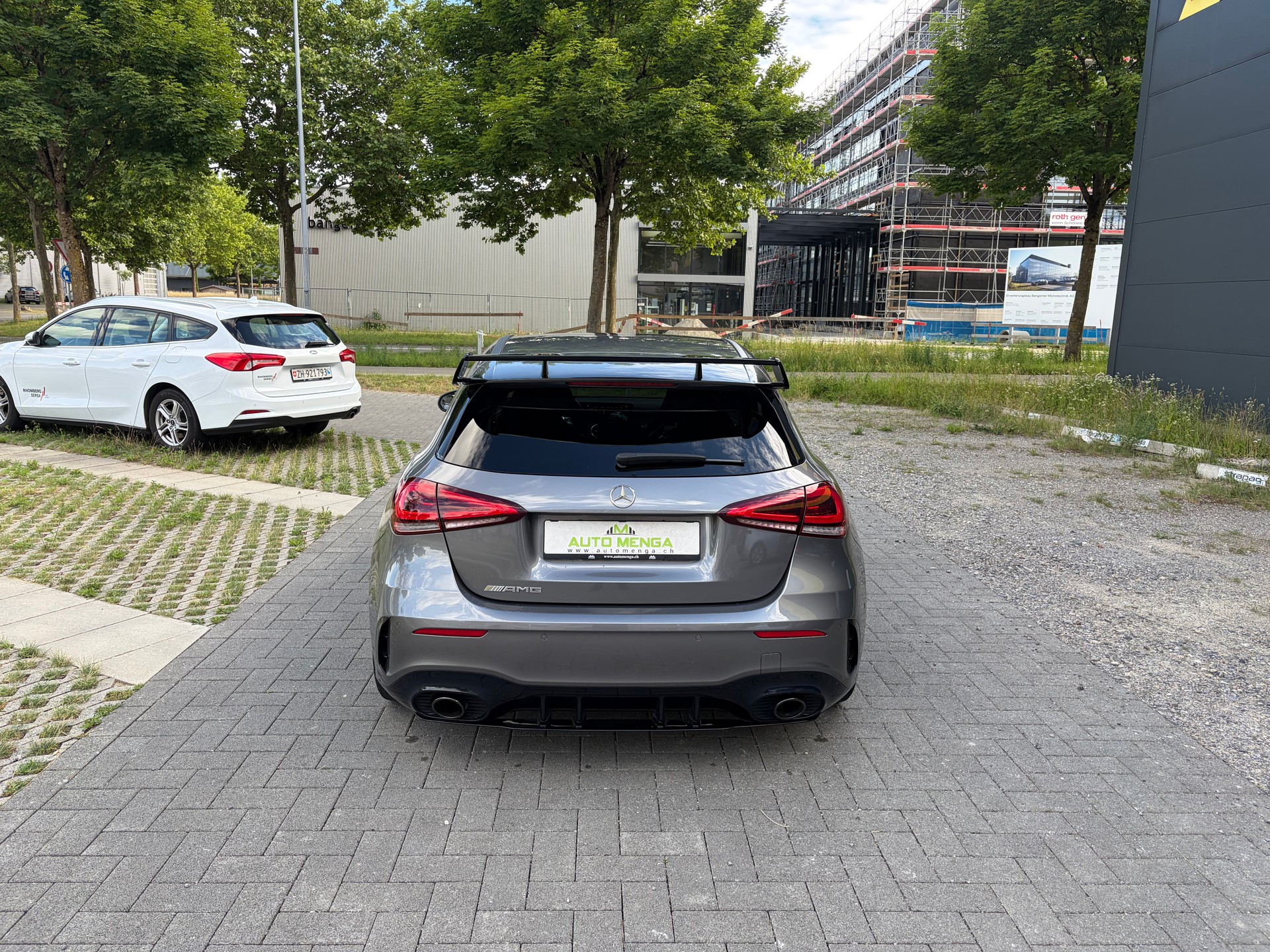 MERCEDES-BENZ A 35 AMG 4Matic Speedshift-image-5