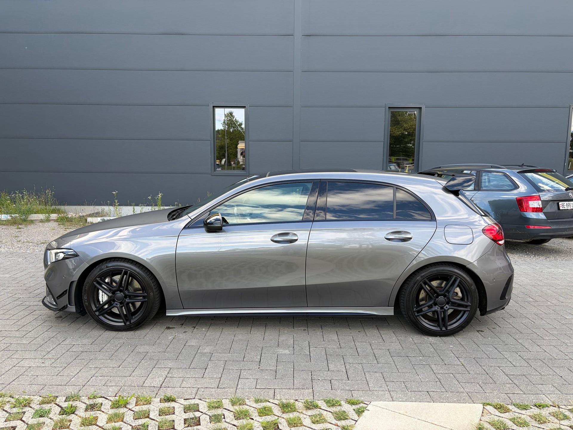MERCEDES-BENZ A 35 AMG 4Matic Speedshift-image-7
