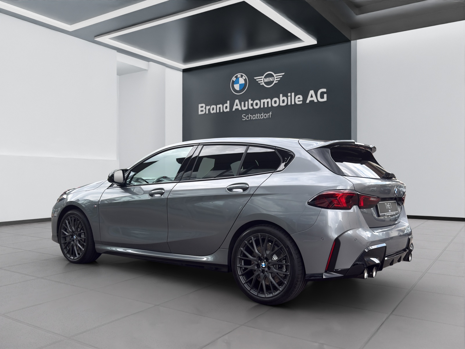 BMW M135i xDrive-image-2