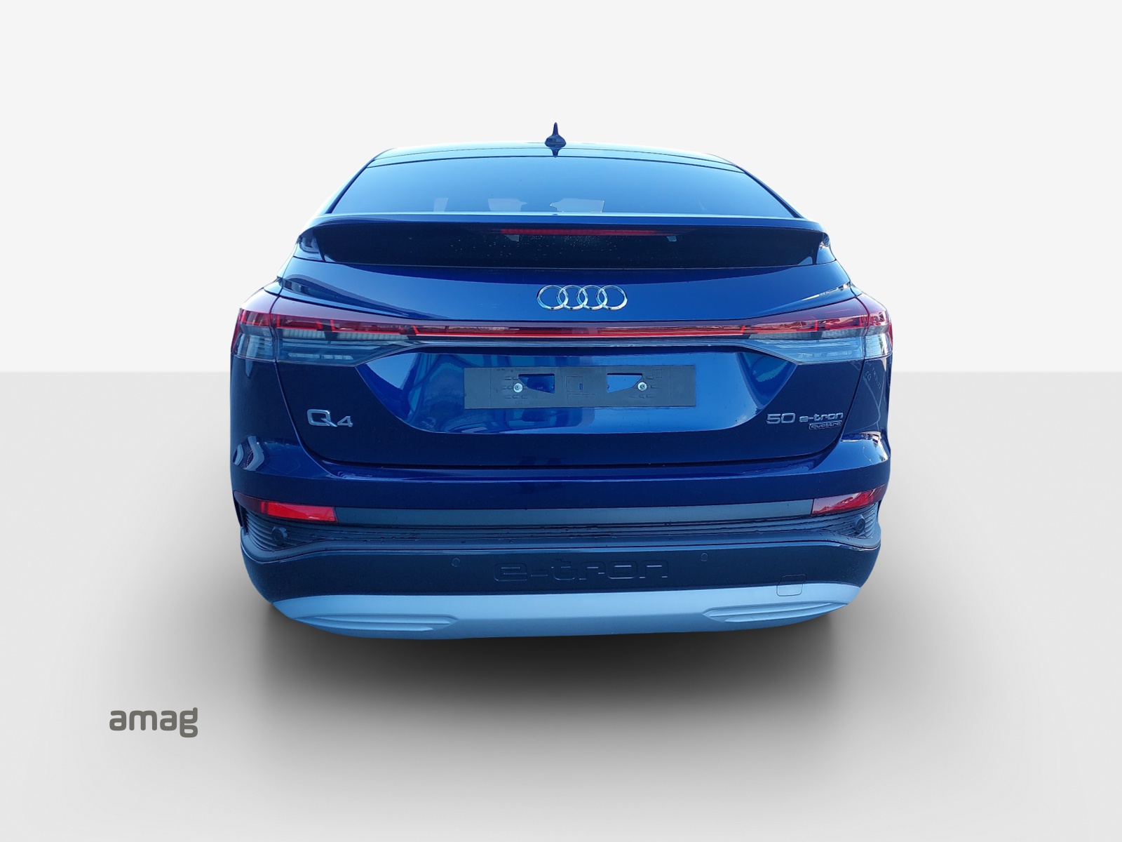 AUDI Q4 Sportback e-tron 50 quattro-image-4