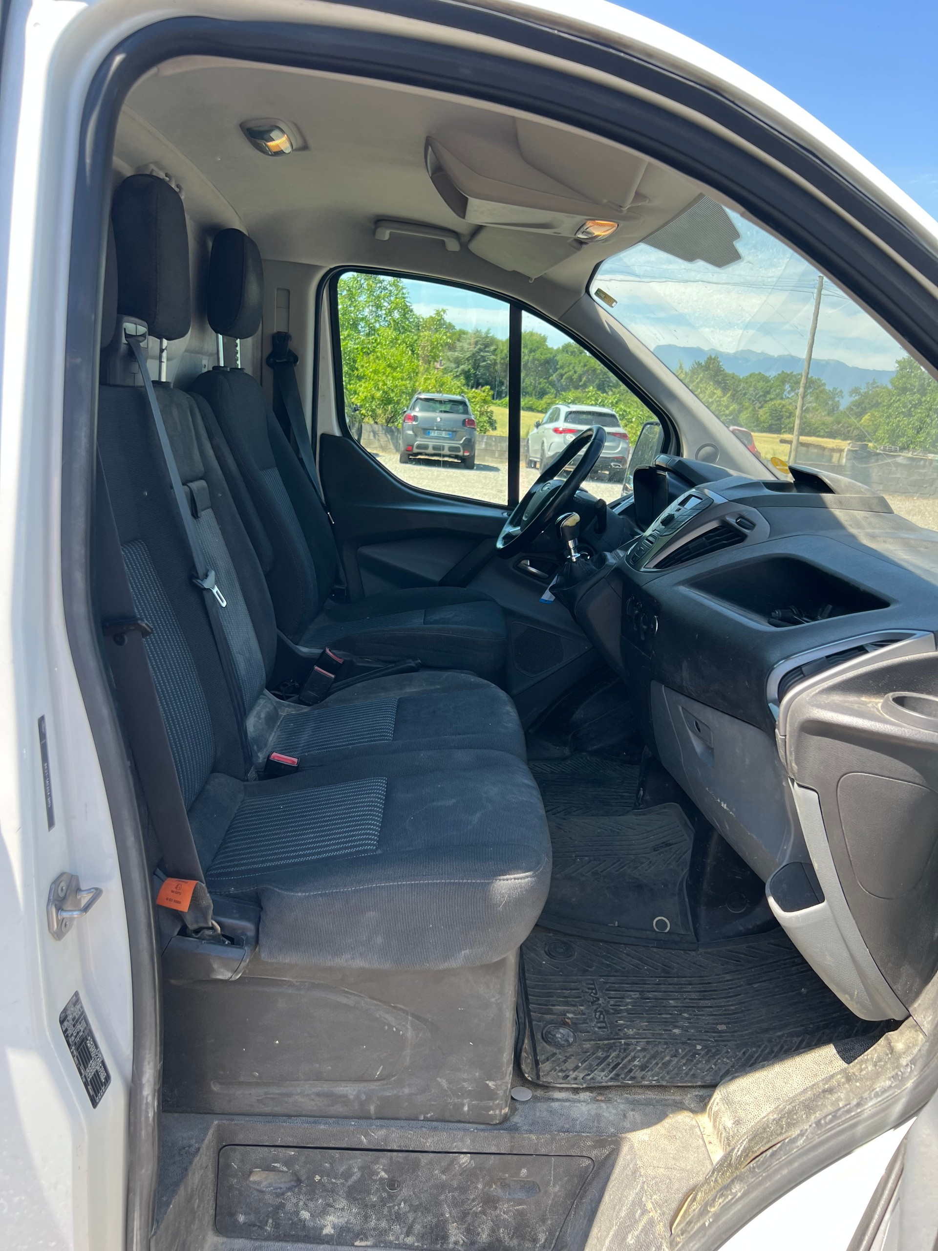 FORD Transit Custom Van 290 L1H1 Trend-image-12