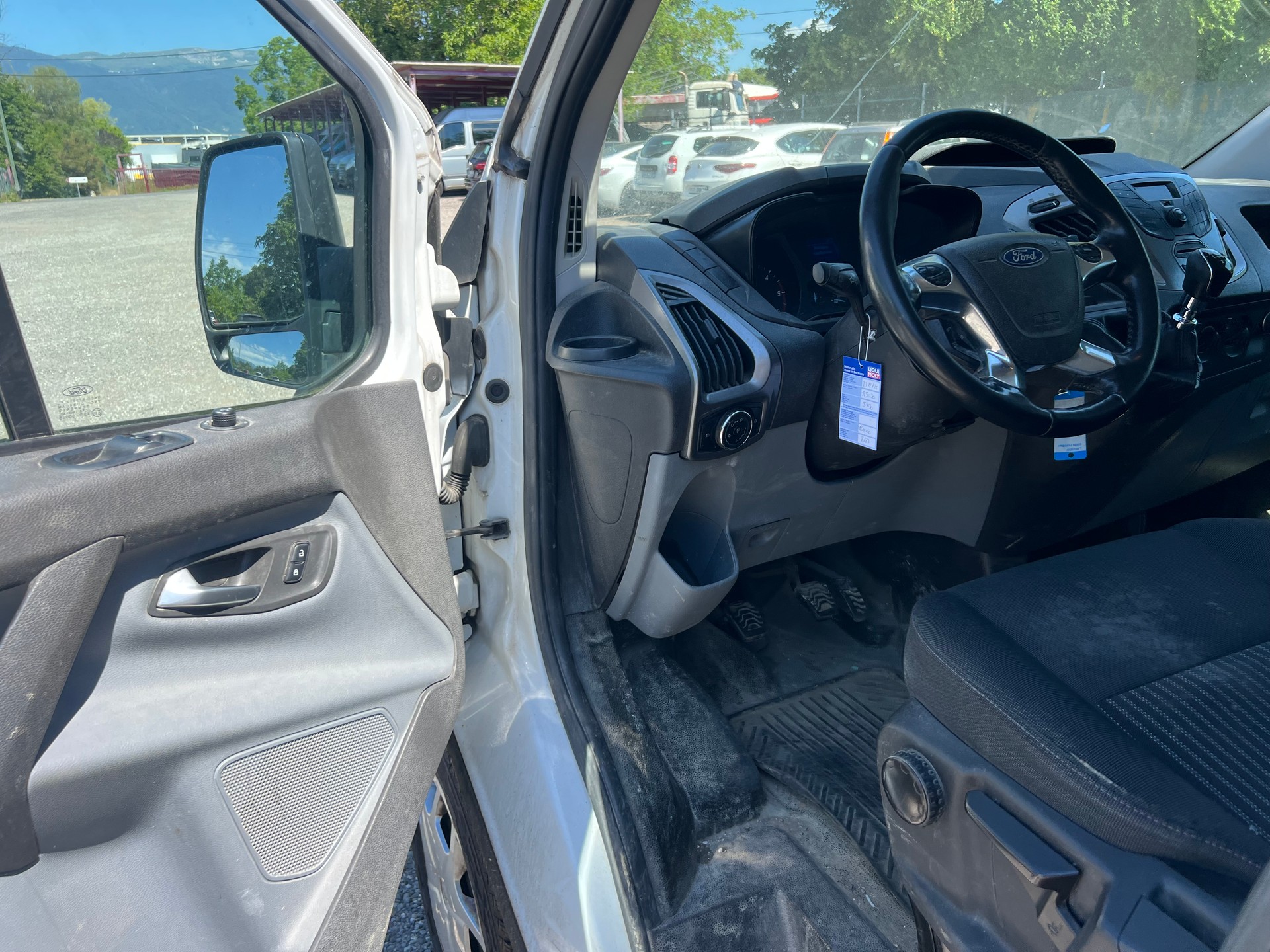 FORD Transit Custom Van 290 L1H1 Trend-image-8