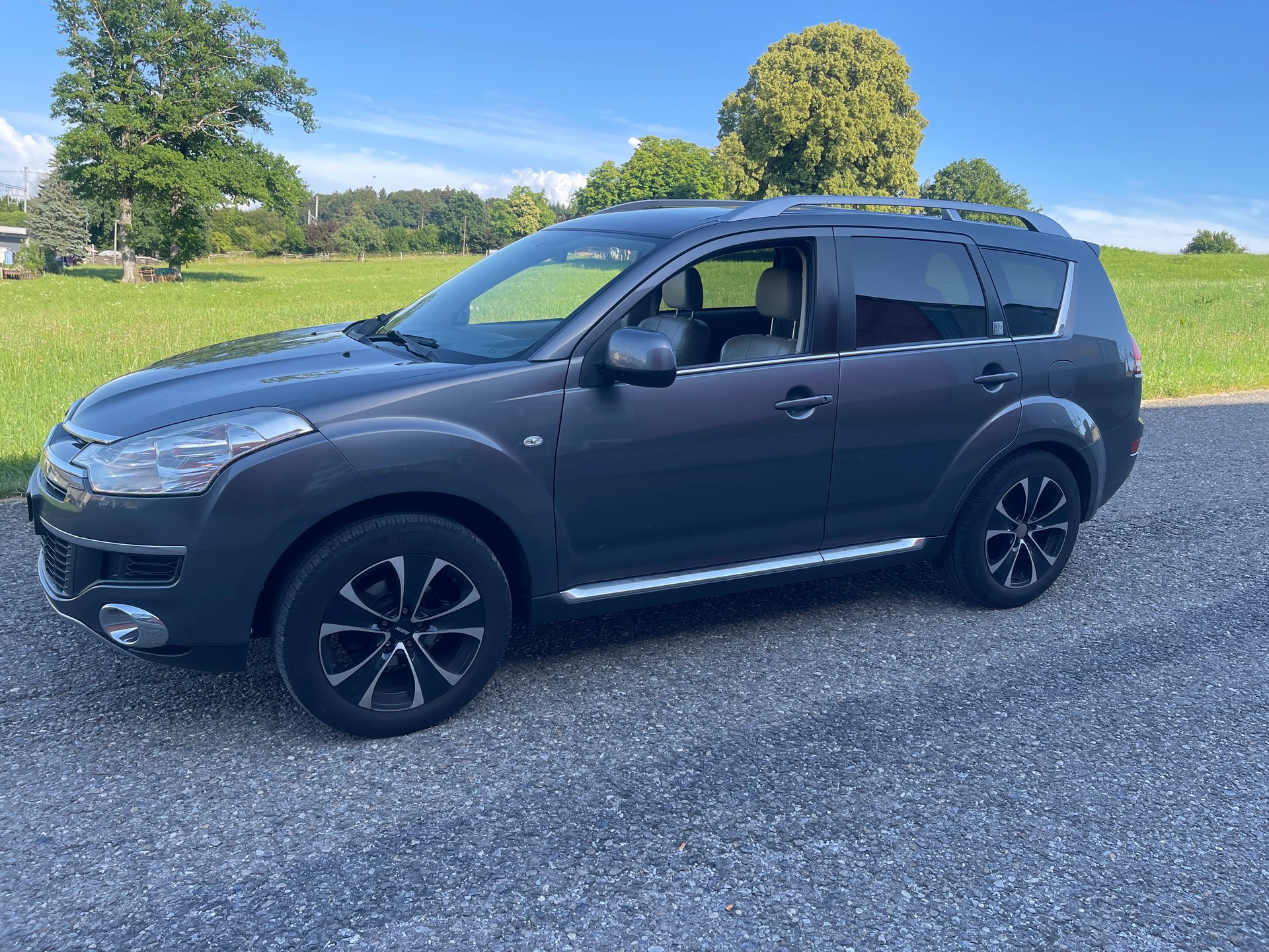 CITROEN C-Crosser 2.2 HDi Exclusive-image-10