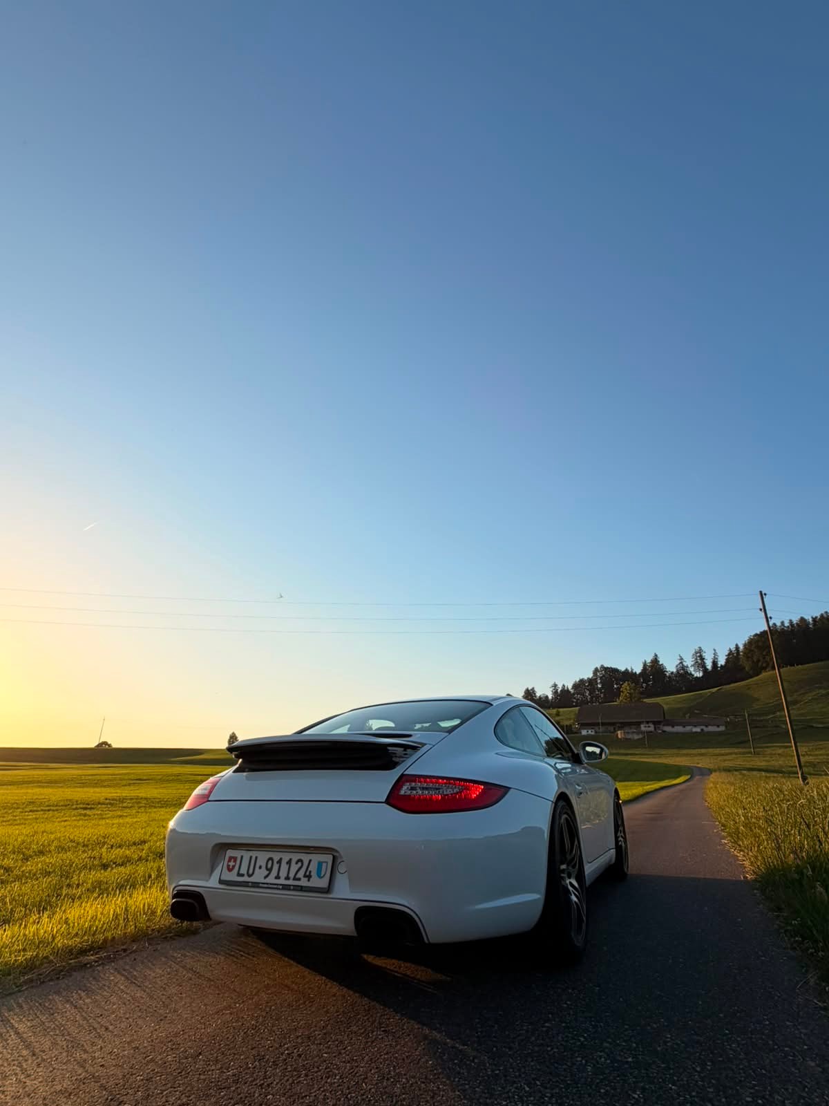 PORSCHE 911 Carrera 997.2-image-3