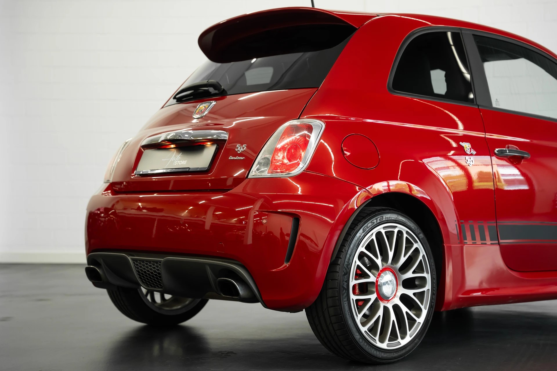 FIAT 595 1.4 16V Turbo Abarth Turismo SS-image-6