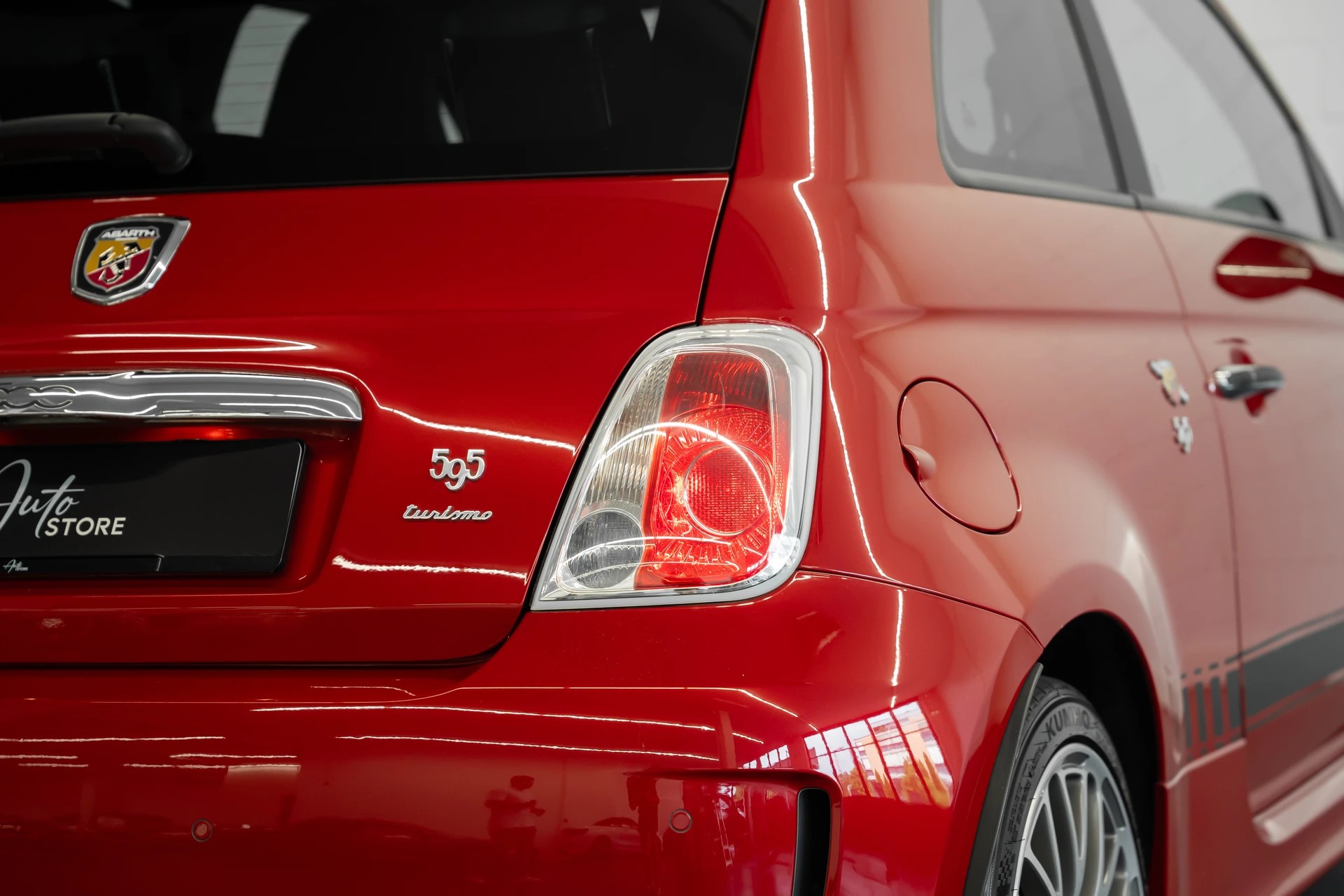 FIAT 595 1.4 16V Turbo Abarth Turismo SS-image-7