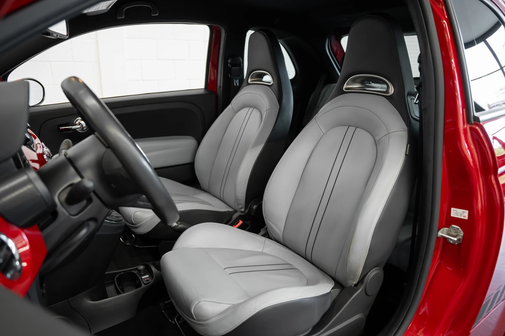FIAT 595 1.4 16V Turbo Abarth Turismo SS-image-10