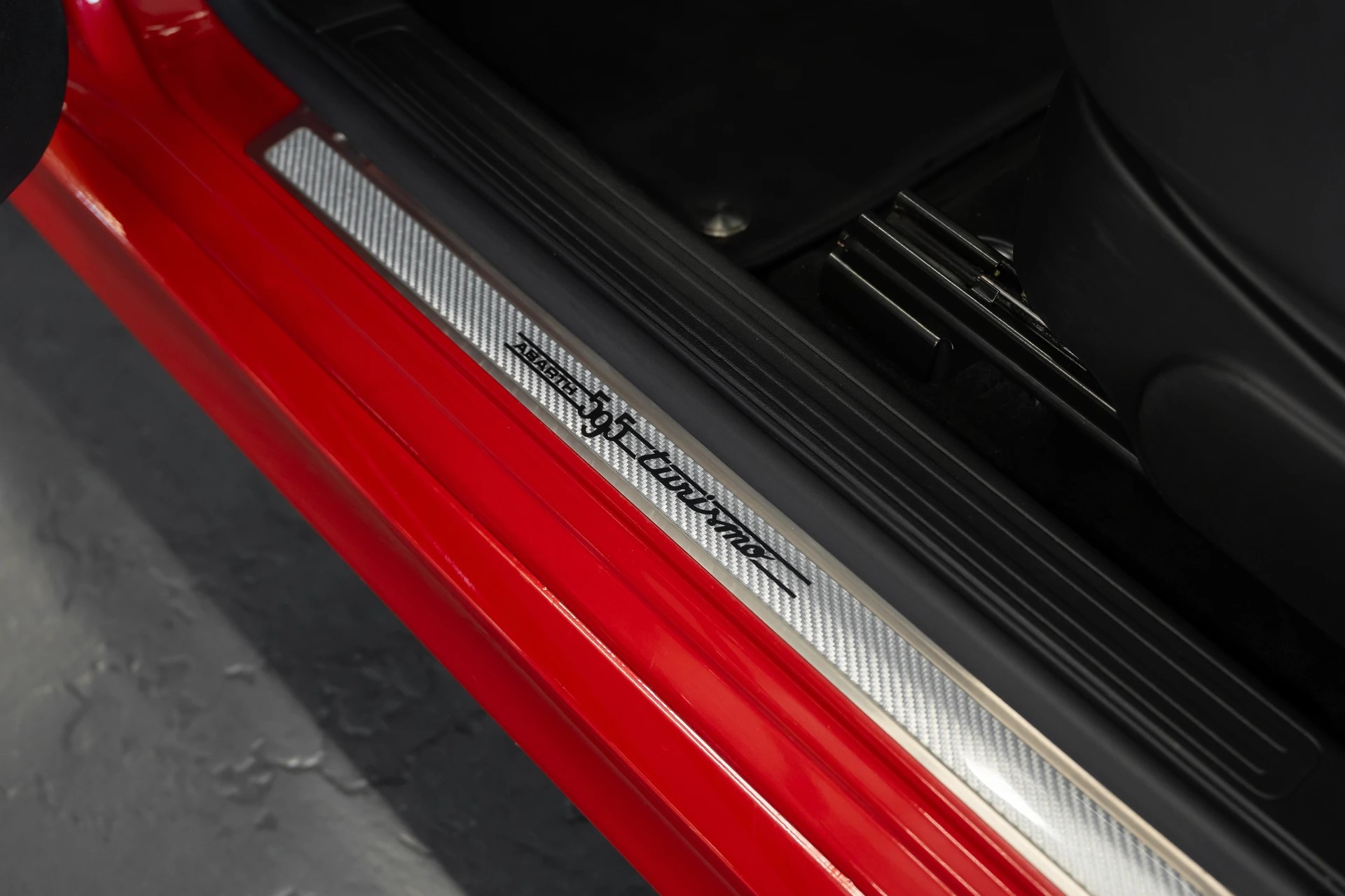 FIAT 595 1.4 16V Turbo Abarth Turismo SS-image-13