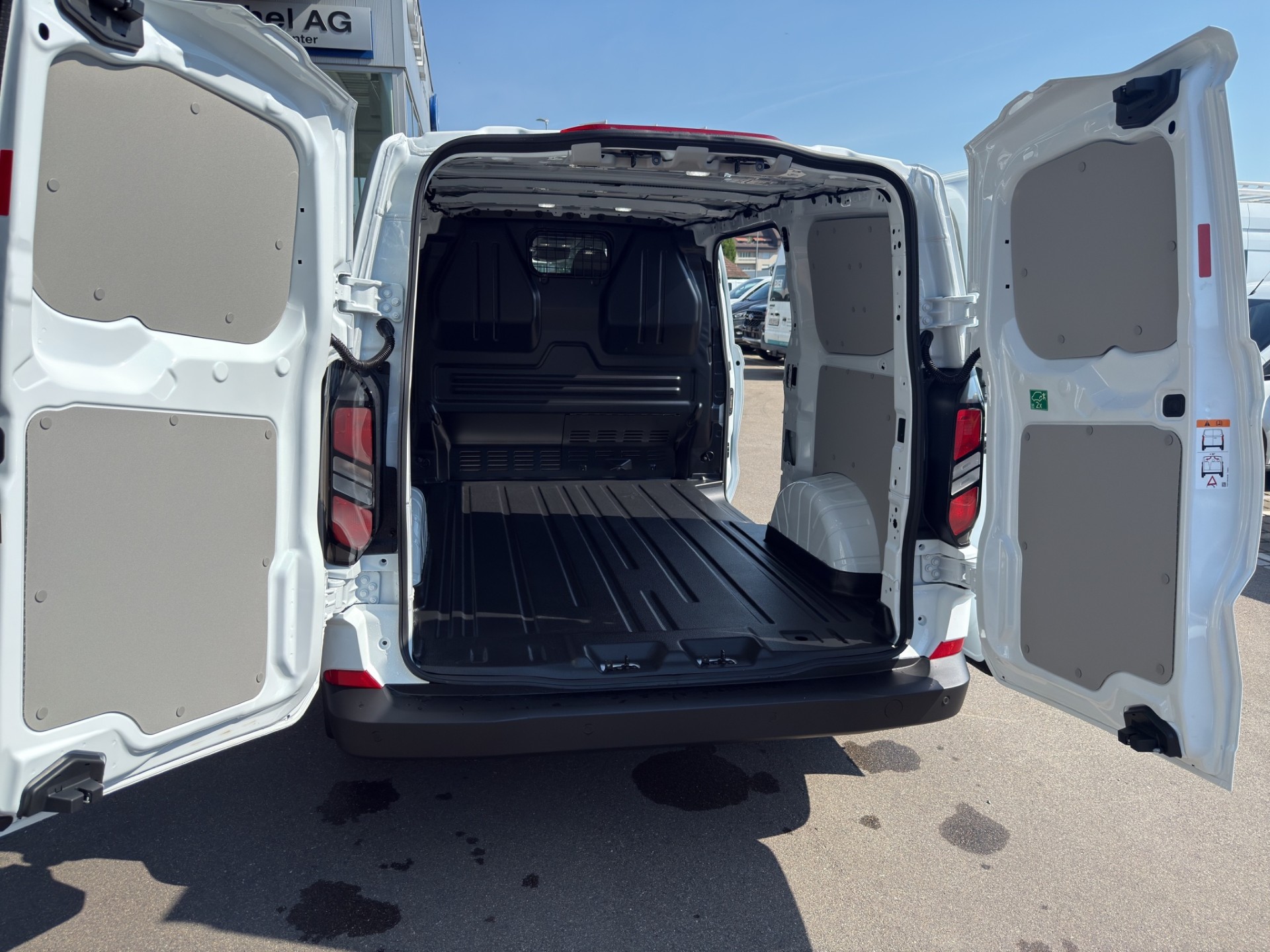 FORD Transit C Van 280 L1 2.0 EcoBlue 110 Trend-image-13