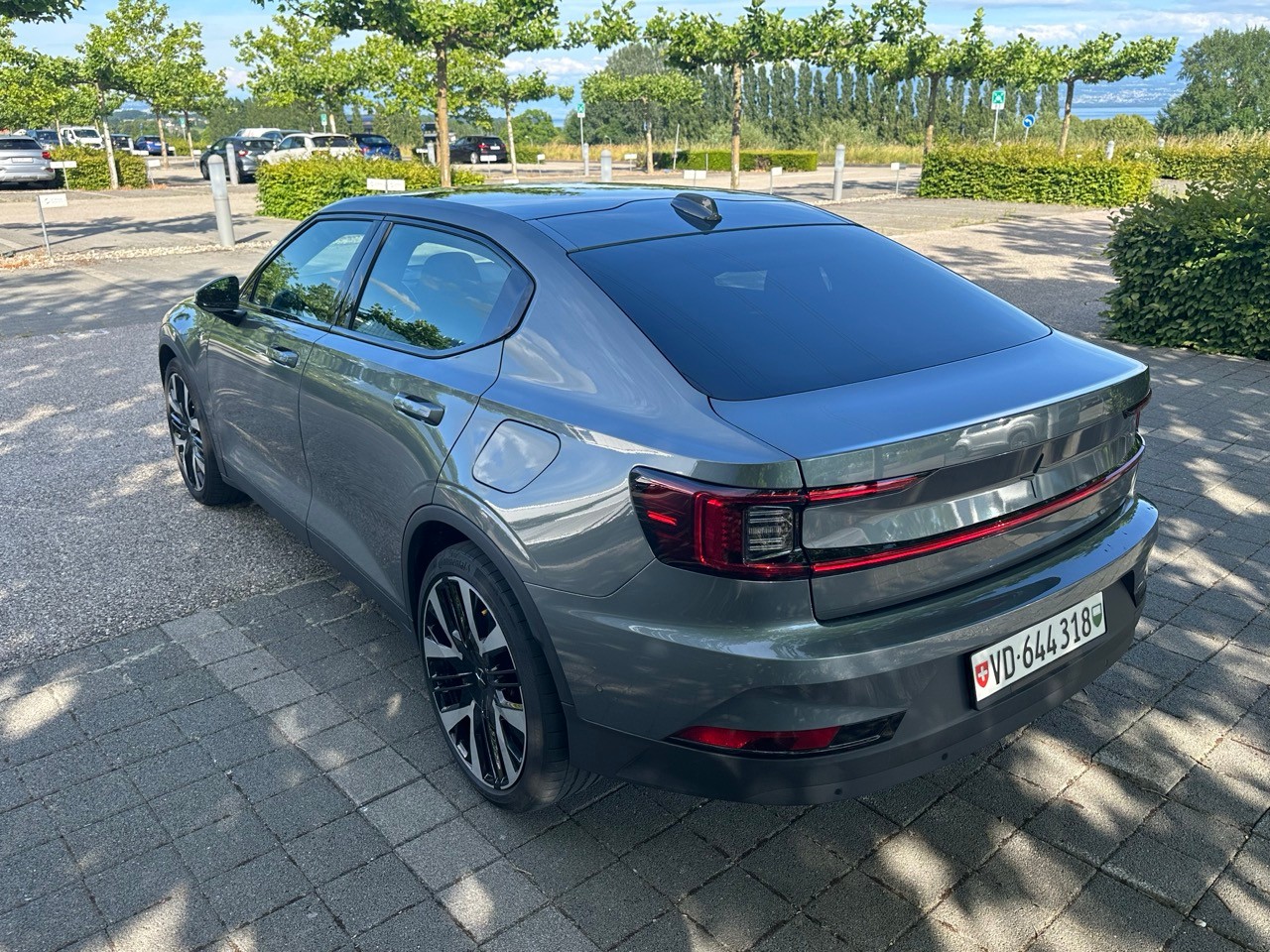 POLESTAR Long Range Dual Motor Performance Plus-image-1
