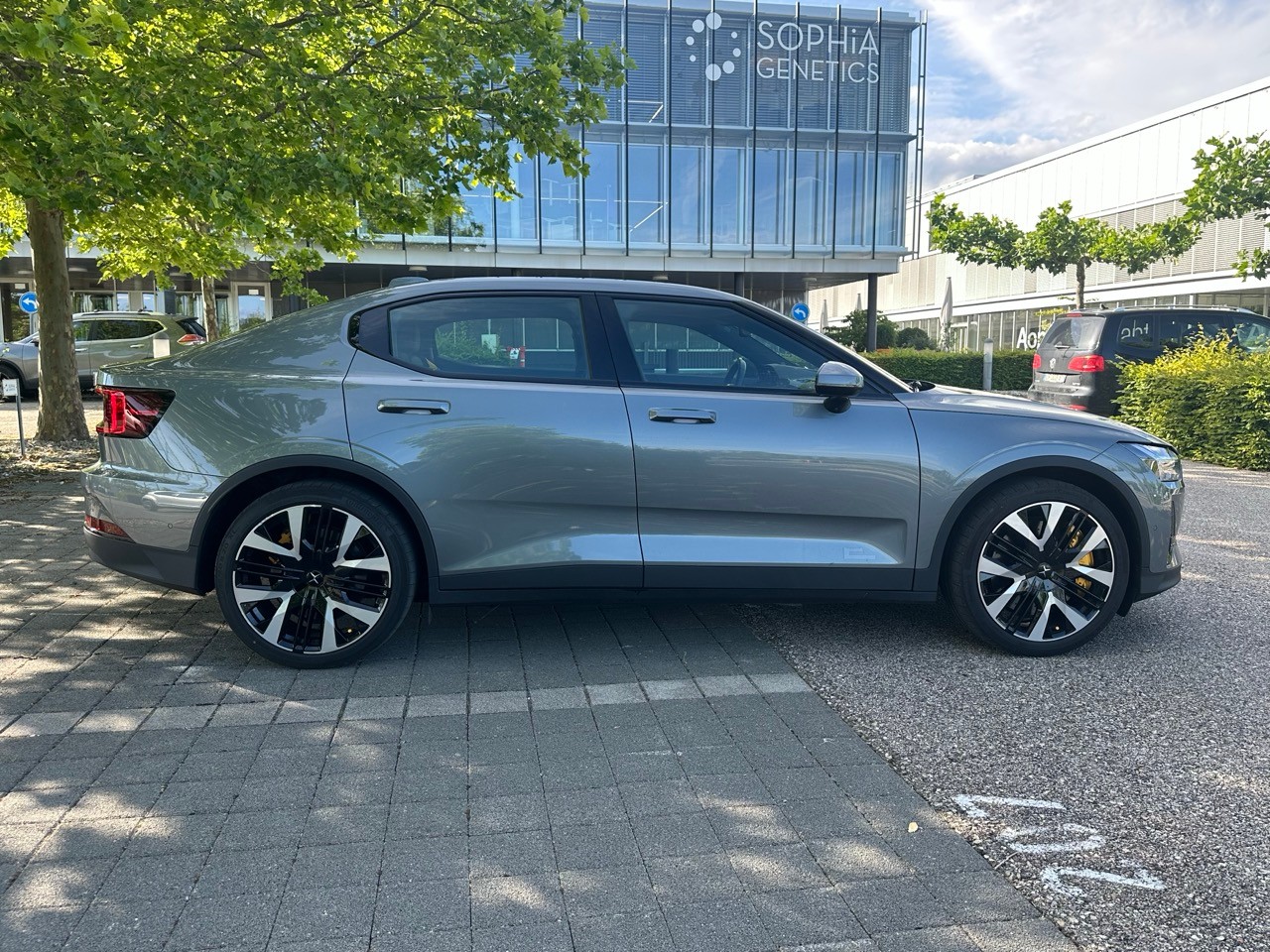 POLESTAR Long Range Dual Motor Performance Plus-image-3