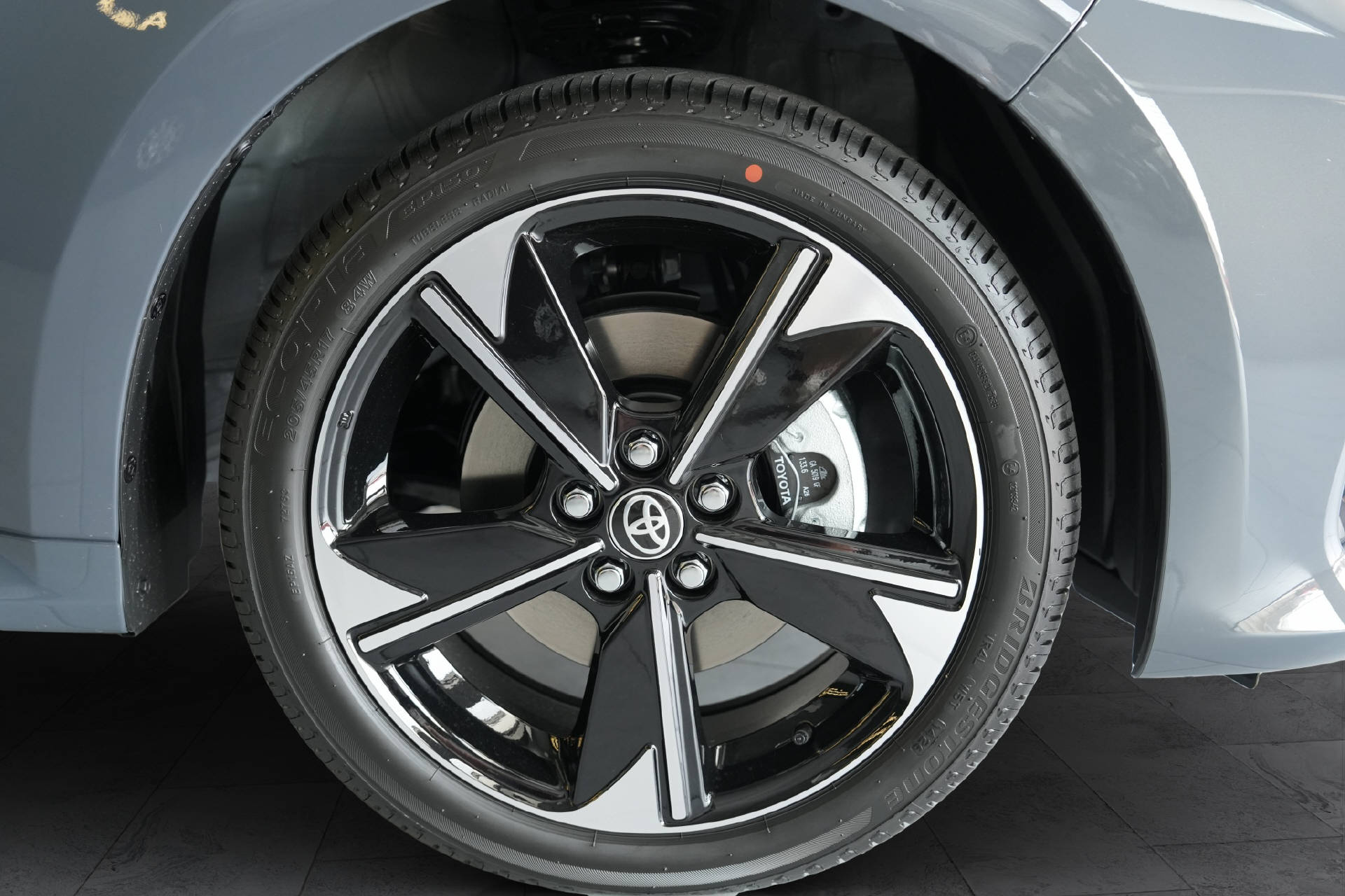 TOYOTA Yaris 1.5 VVT-i HSD Premium-image-10