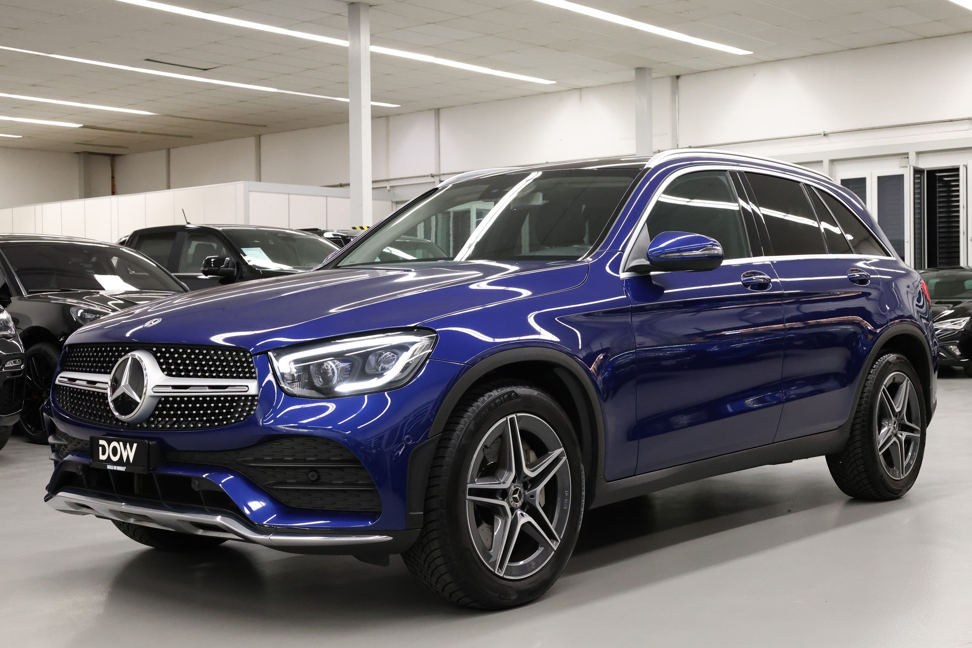 MERCEDES-BENZ GLC 220 d AMG Line 4m-showroom-element-2