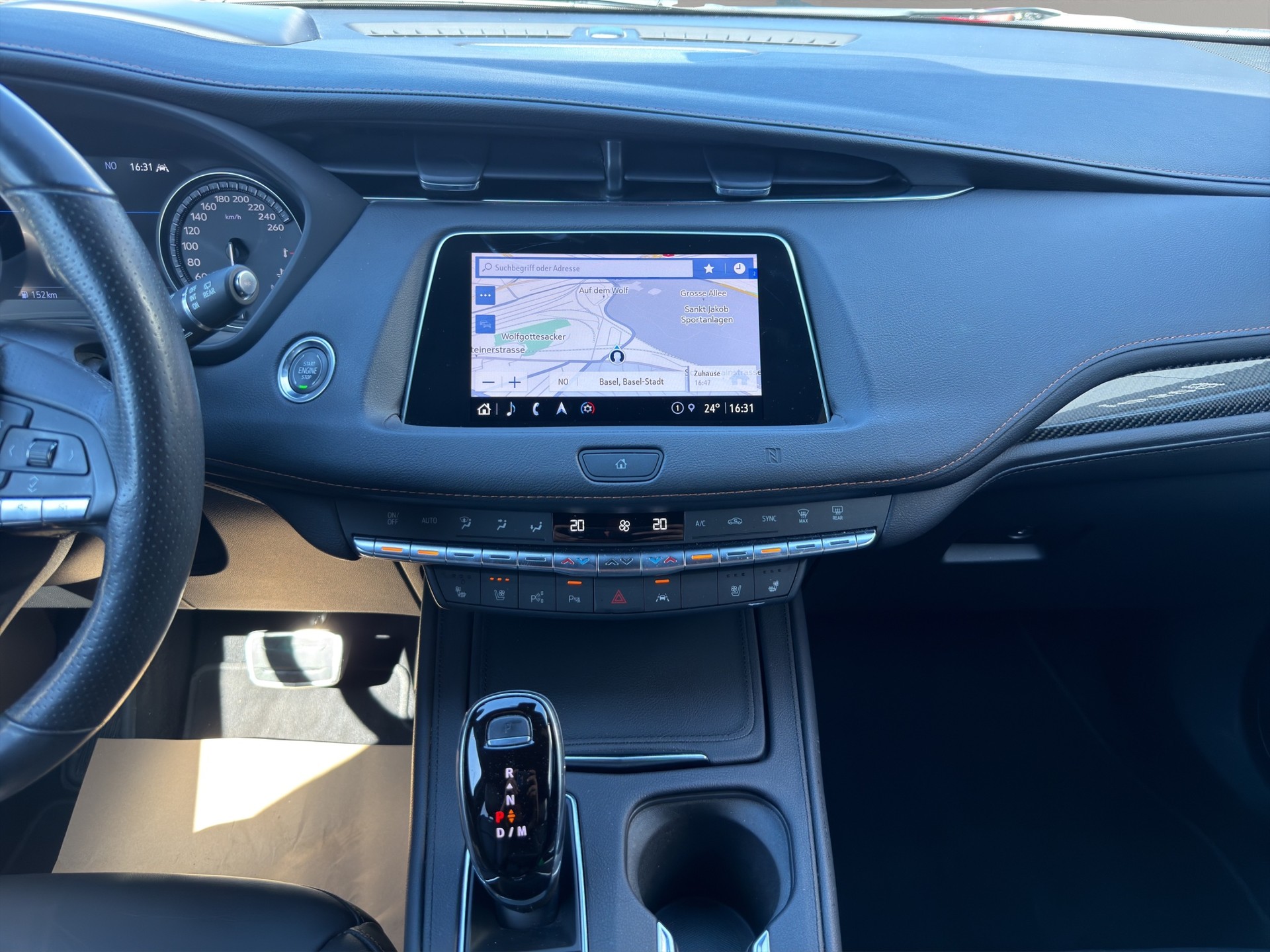 CADILLAC XT4 2.0 T Sport AWD-image-5