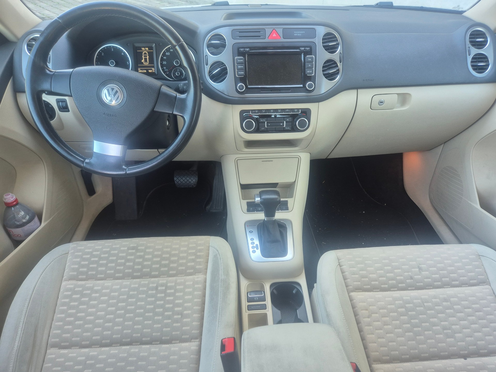 VW Tiguan 2.0 TDI Track&Field Tiptronic-image-9
