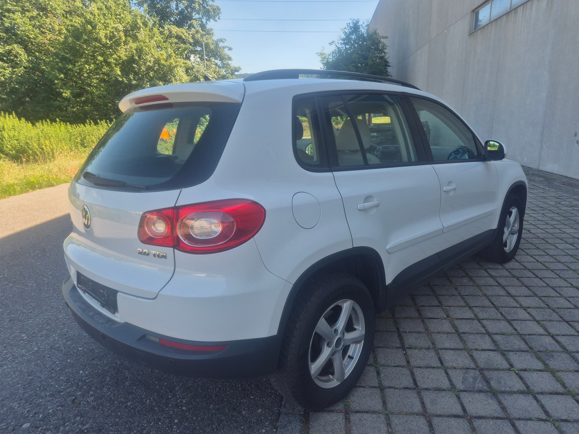 VW Tiguan 2.0 TDI Track&Field Tiptronic-image-6