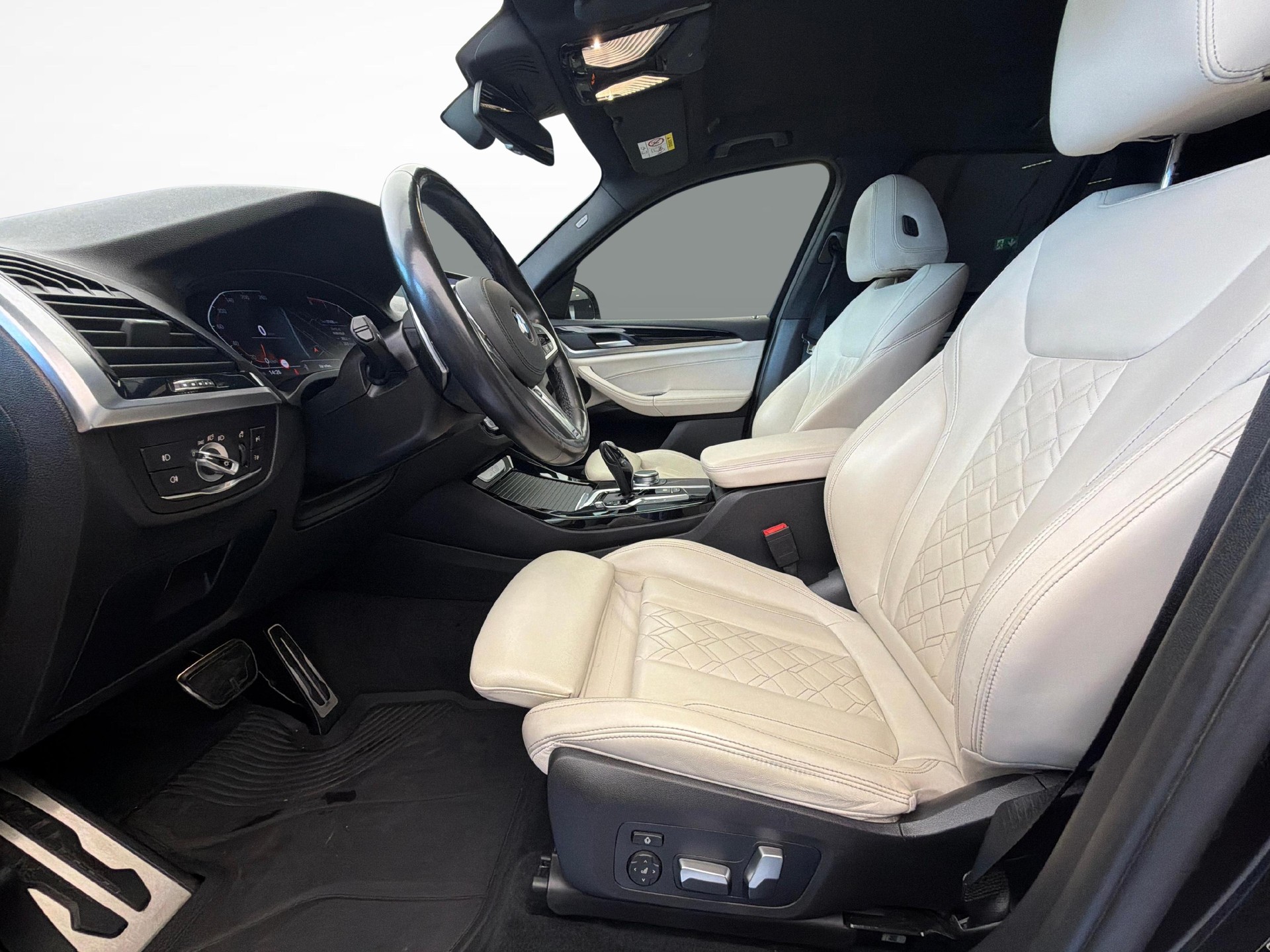 BMW X3 20d xDrive paddles-image-9