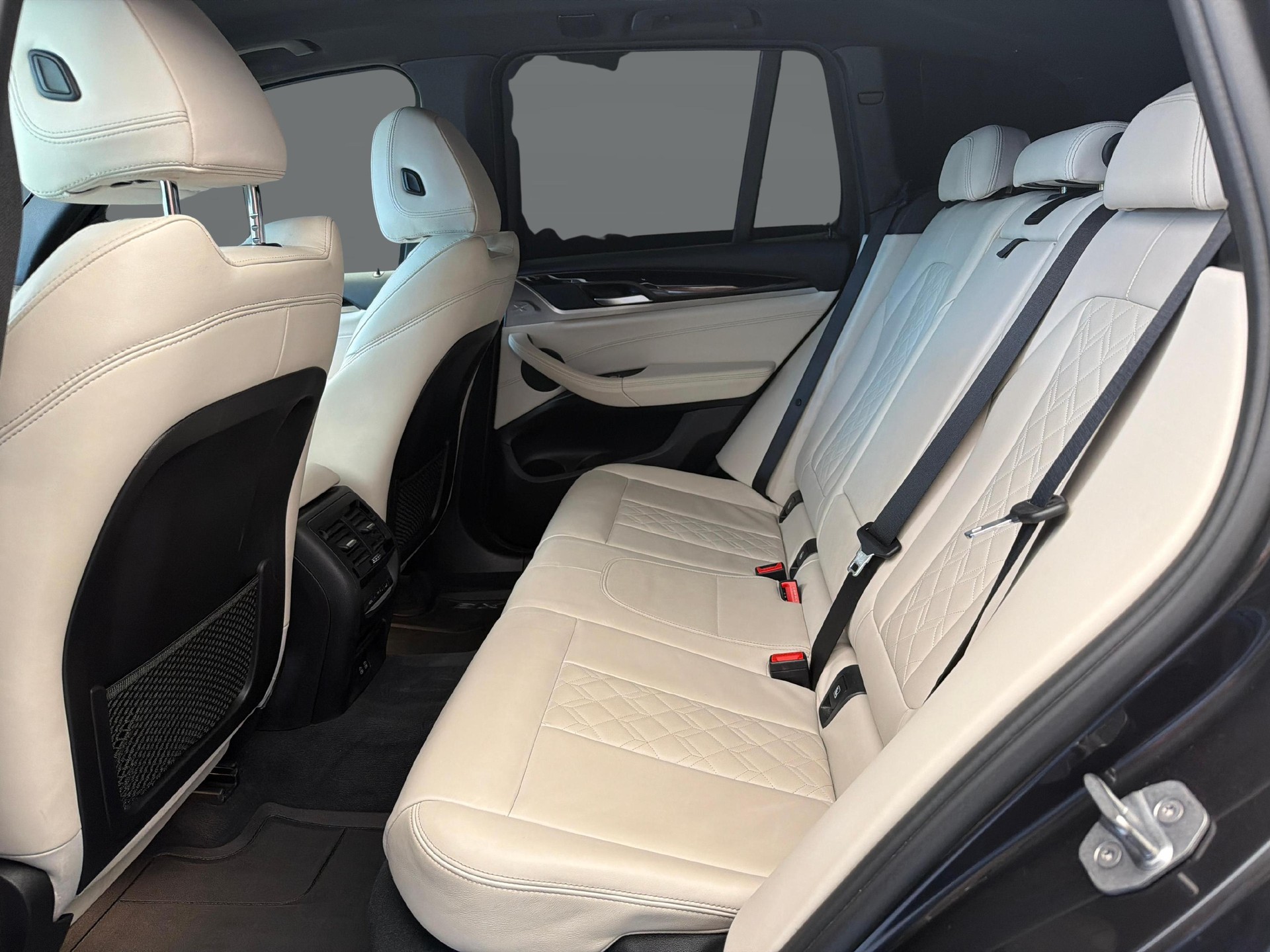 BMW X3 20d xDrive paddles-image-10