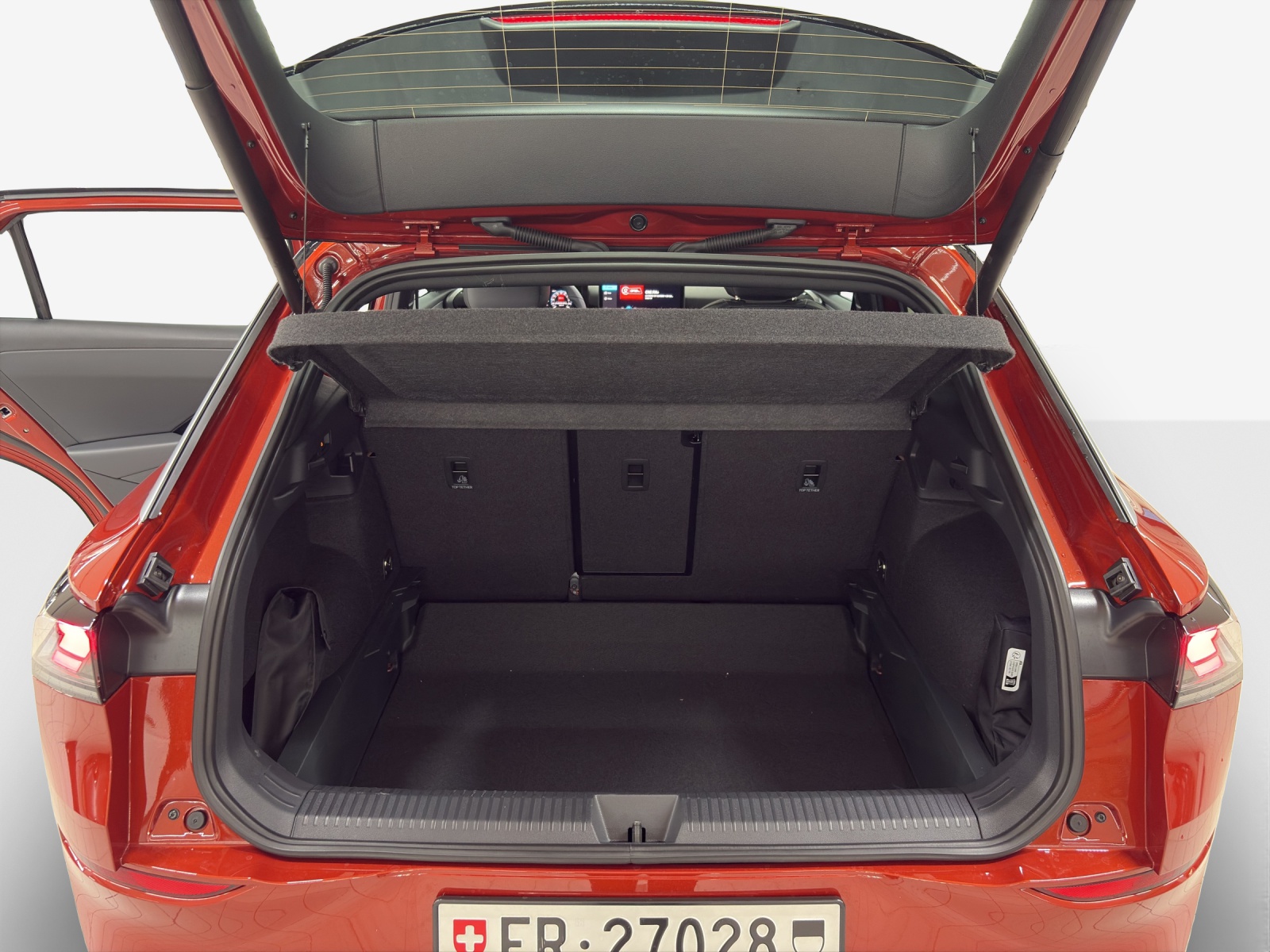 VW T-Roc 1.5 eTSI mHEV R-Line DSG-image-12