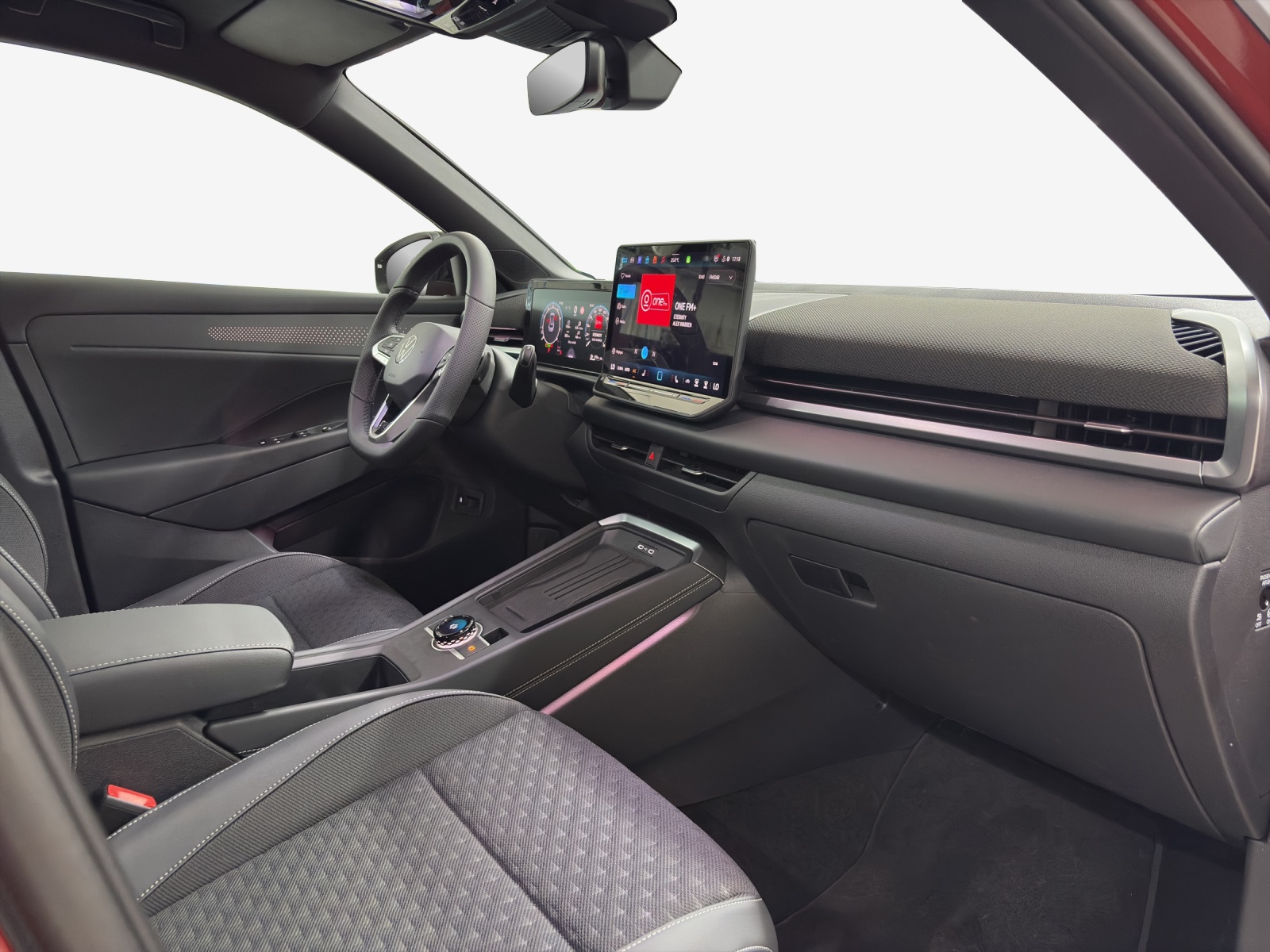 VW T-Roc 1.5 eTSI mHEV R-Line DSG-image-14
