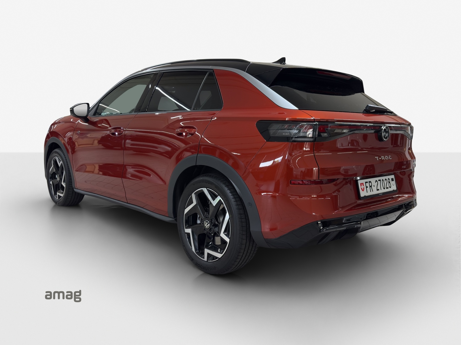 VW T-Roc 1.5 eTSI mHEV R-Line DSG-showroom-element-2