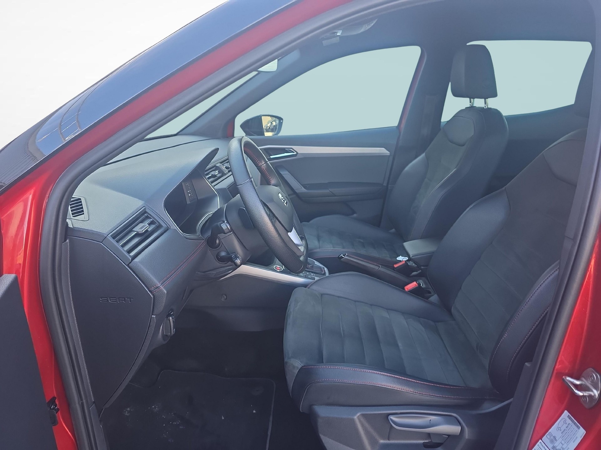 SEAT Arona 1.0 TSI 110 Hola FR DSG-image-10