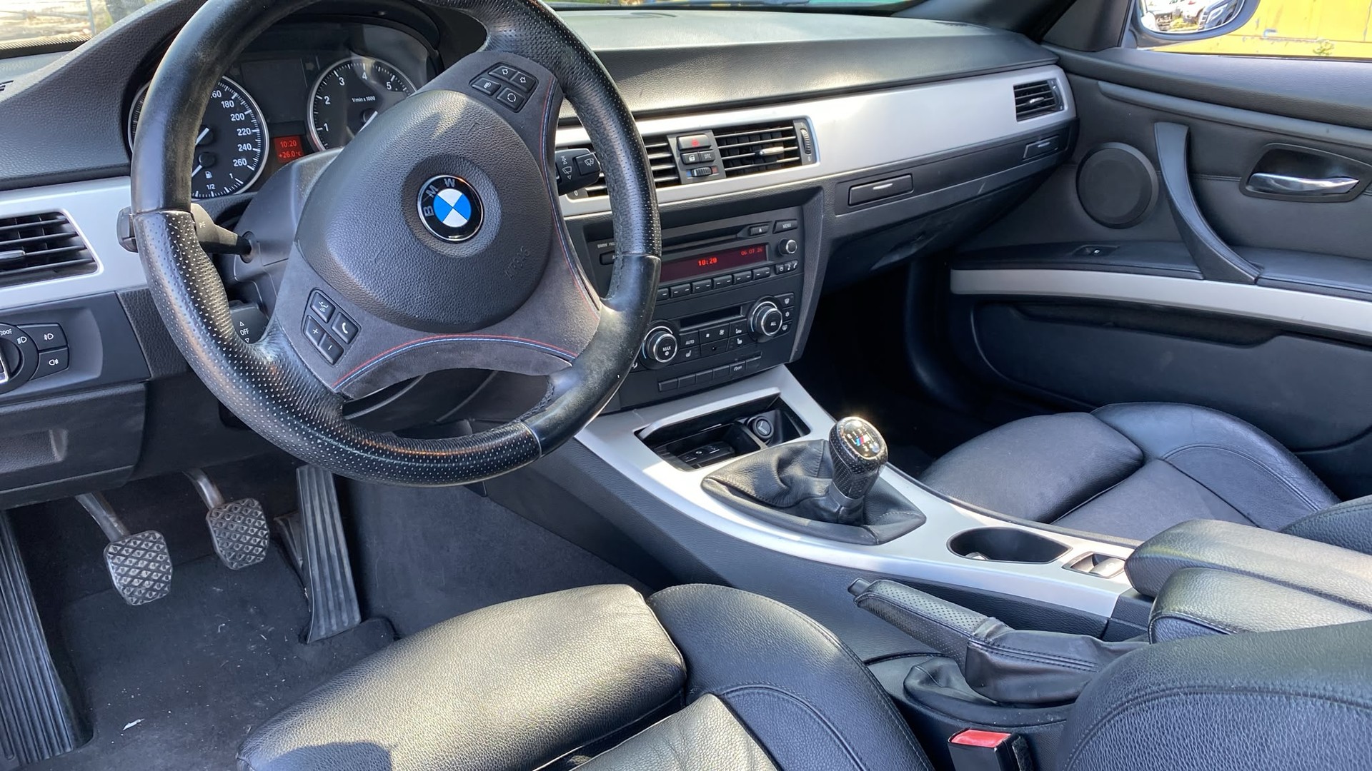 BMW 318-image-6