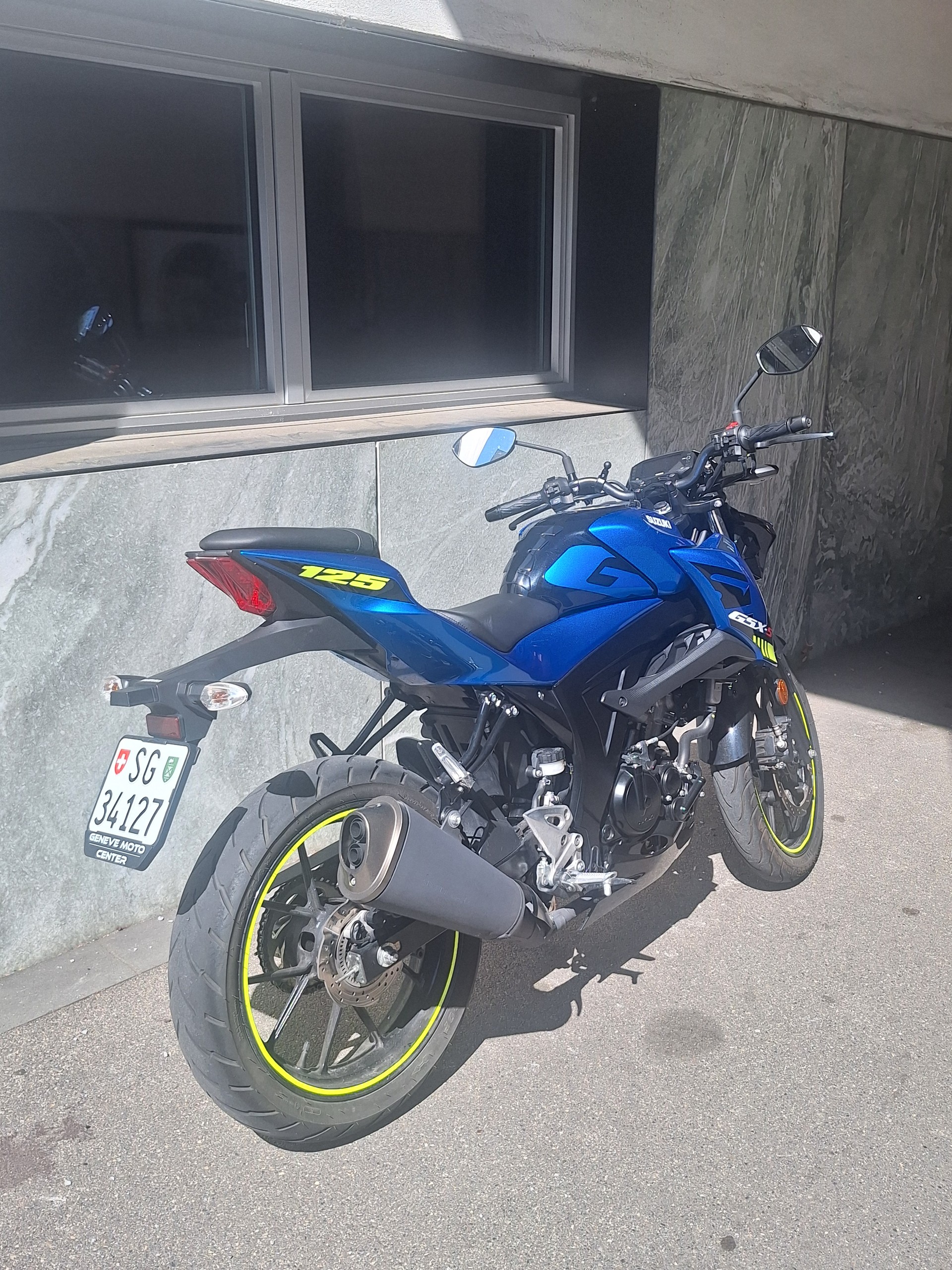 SUZUKI GSX-S 125-image-6