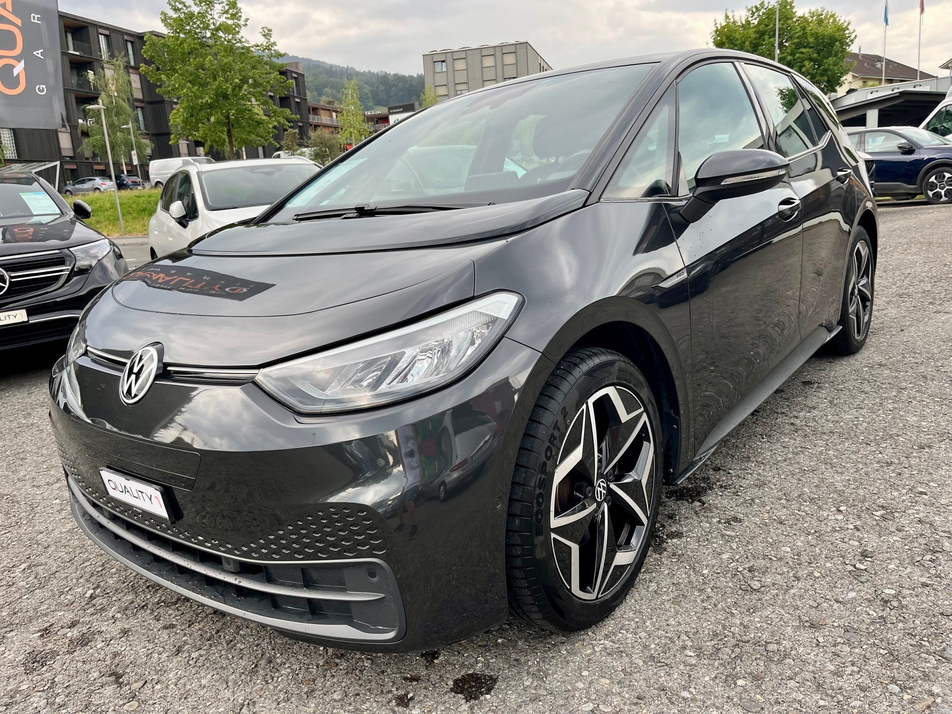VW ID.3 Pro 58 kWh Pro **CH-Fahrzeug-Modell 2023**-image-3