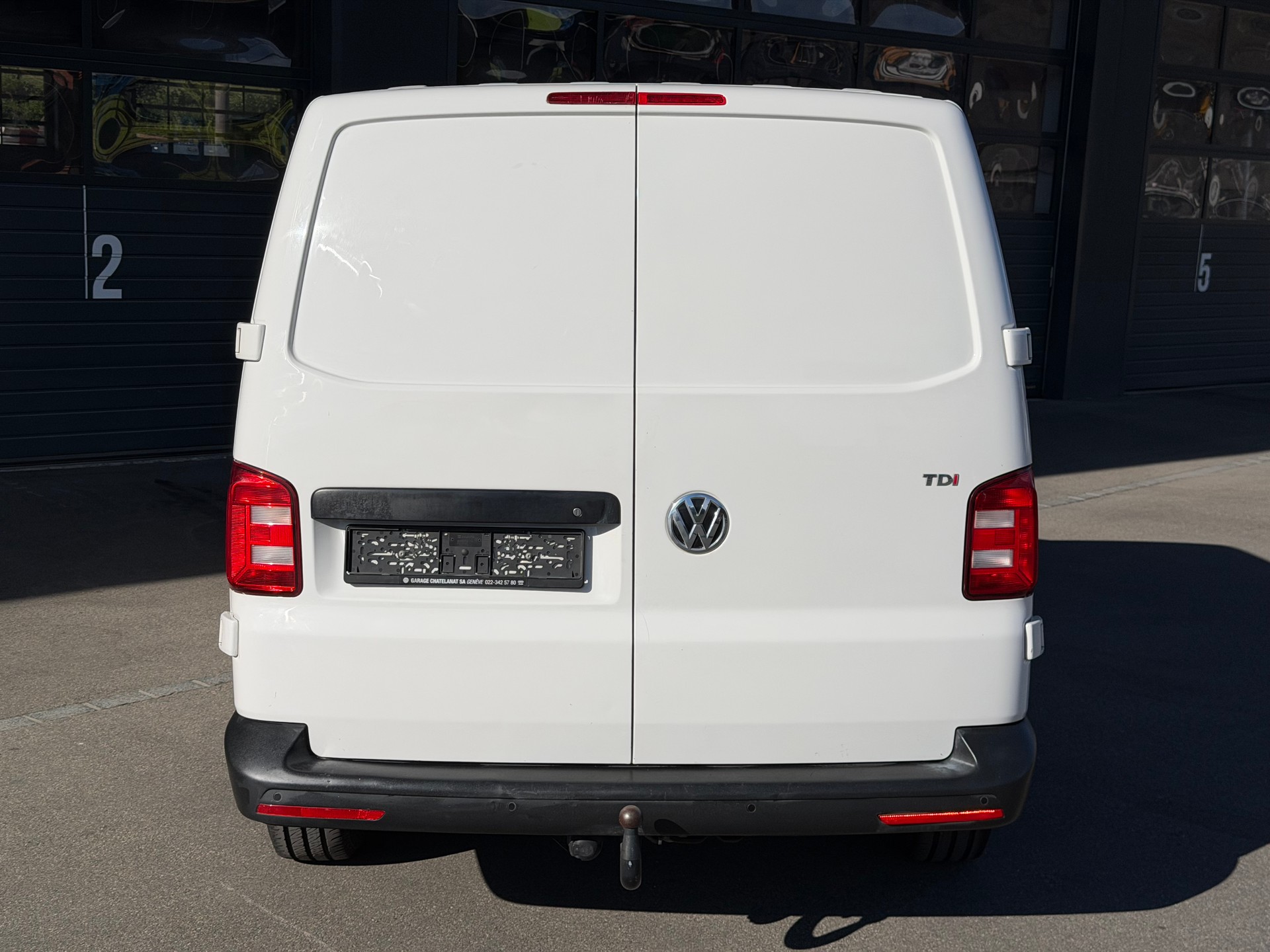 VW T6 2.0 TDI DSG | Frisch ab MFK | Frisch ab Service | Navi | Parksensoren | Klima | Dachträger-image-5