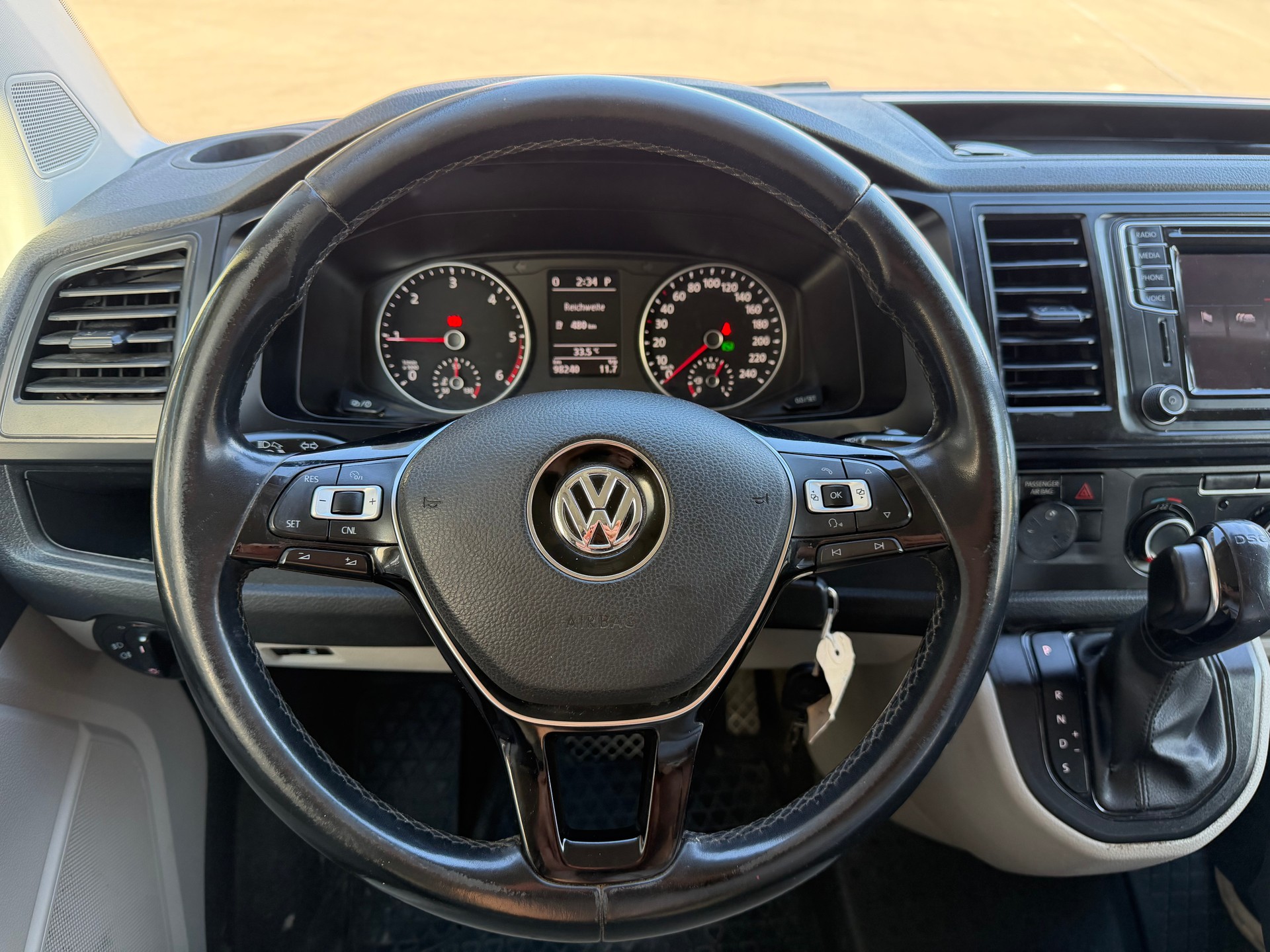 VW T6 2.0 TDI DSG | Frisch ab MFK | Frisch ab Service | Navi | Parksensoren | Klima | Dachträger-image-13